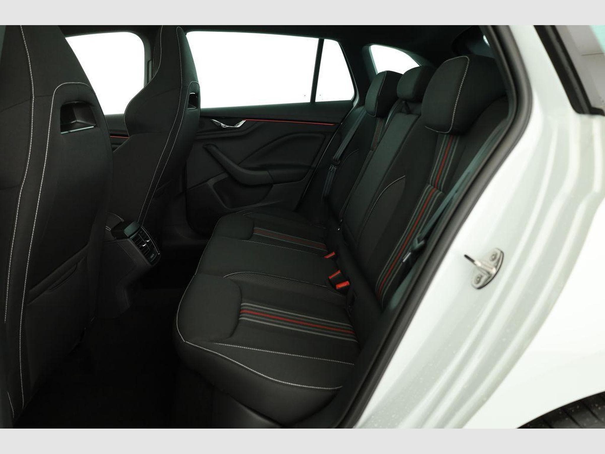 Skoda Scala Monte Carlo (2026) - Photo 12