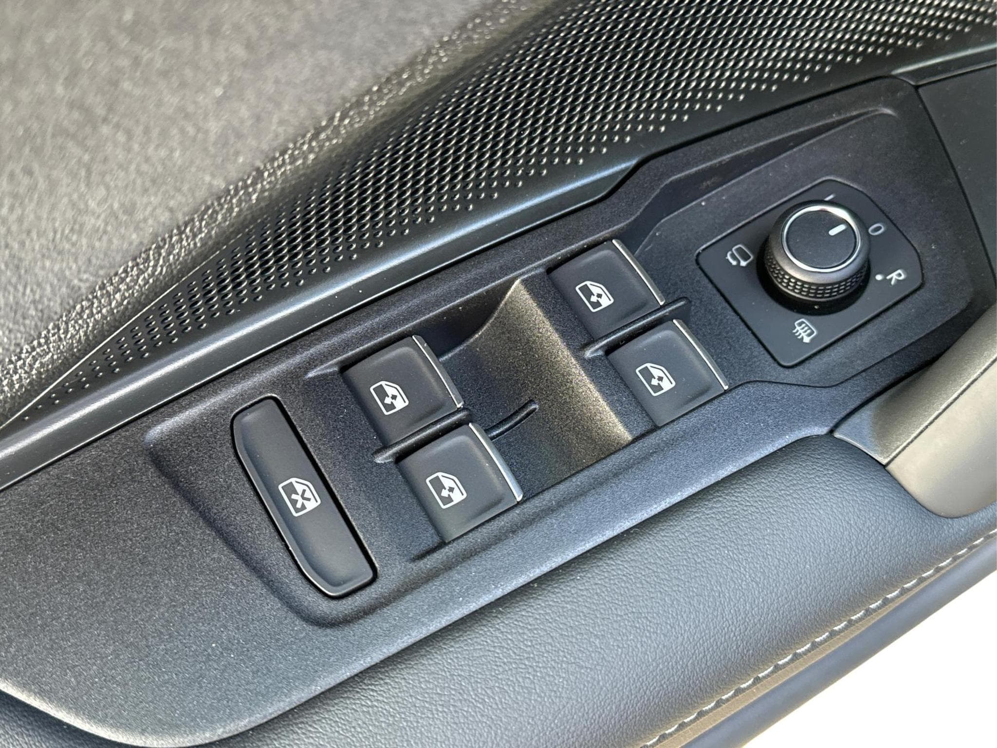 VW Tayron R-Line Edition Plus (2026) - Photo 19