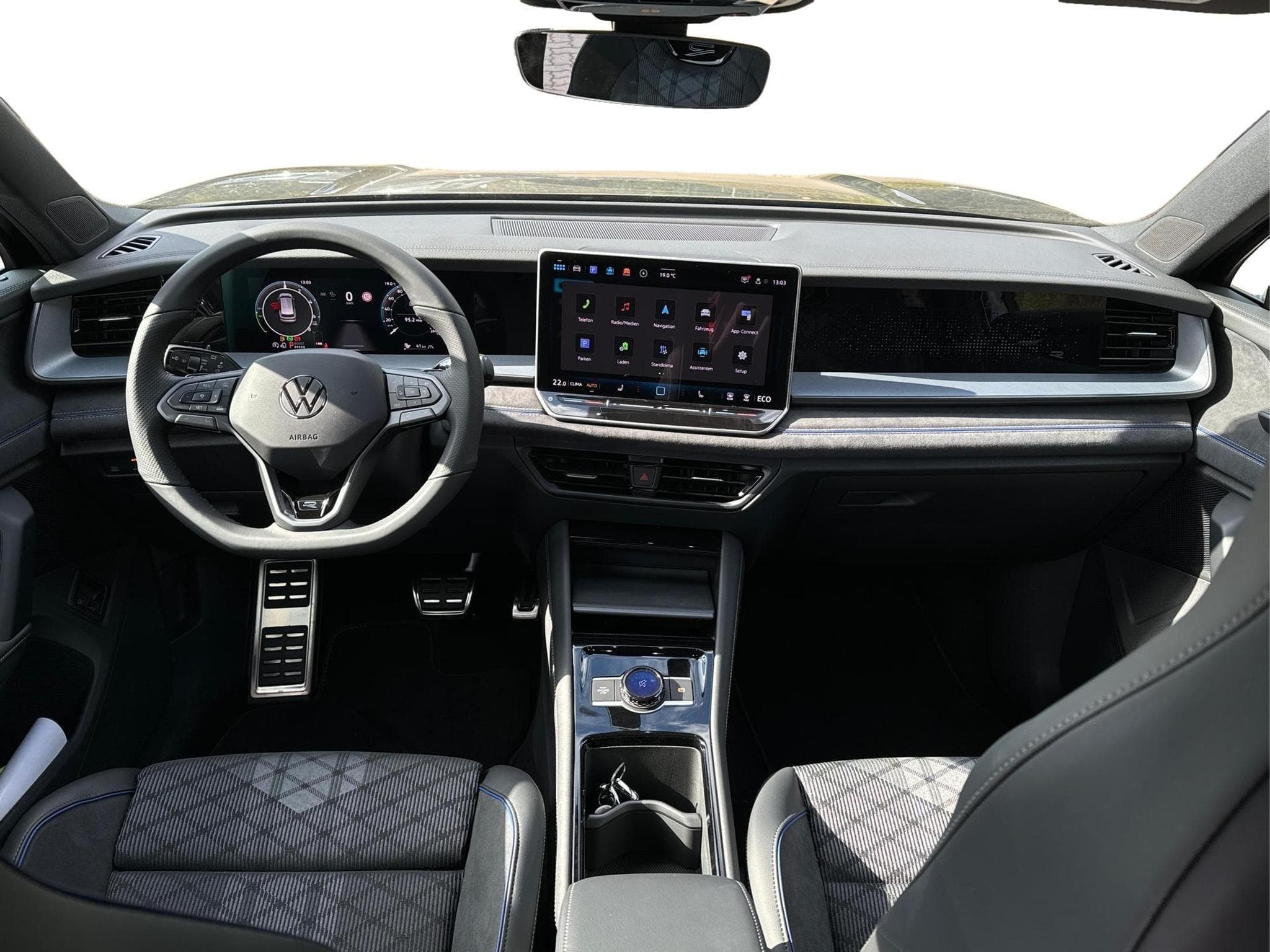 VW Tayron R-Line Edition Plus (2026) - Photo 7