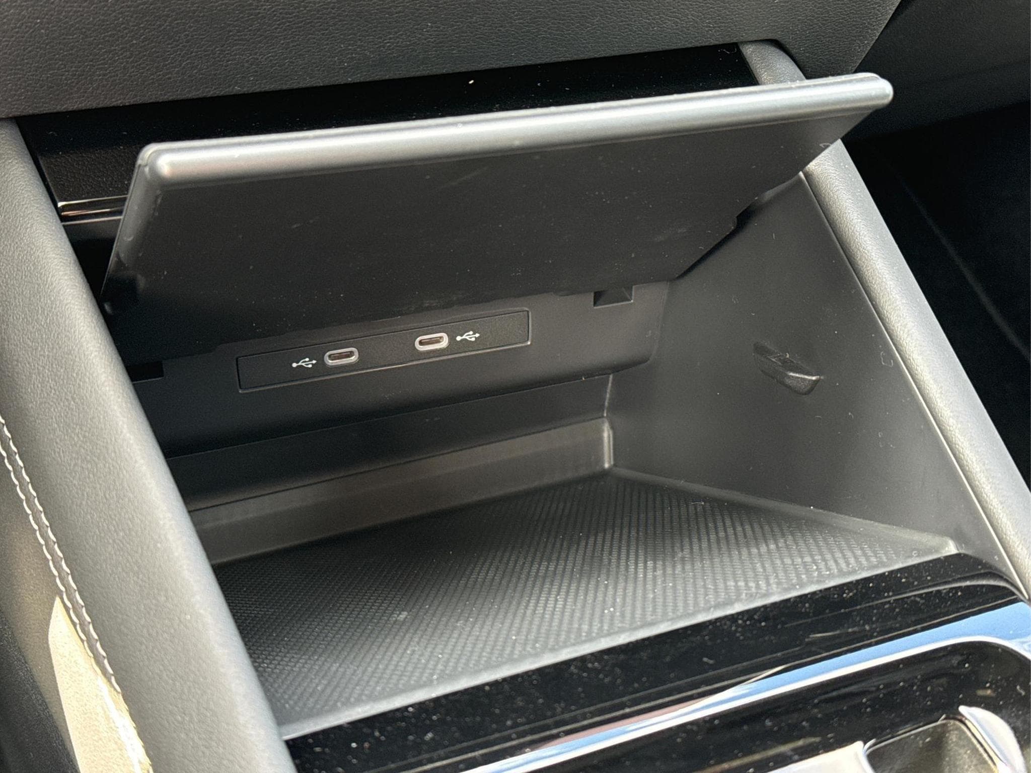 VW Tayron R-Line Edition Plus (2026) - Photo 24