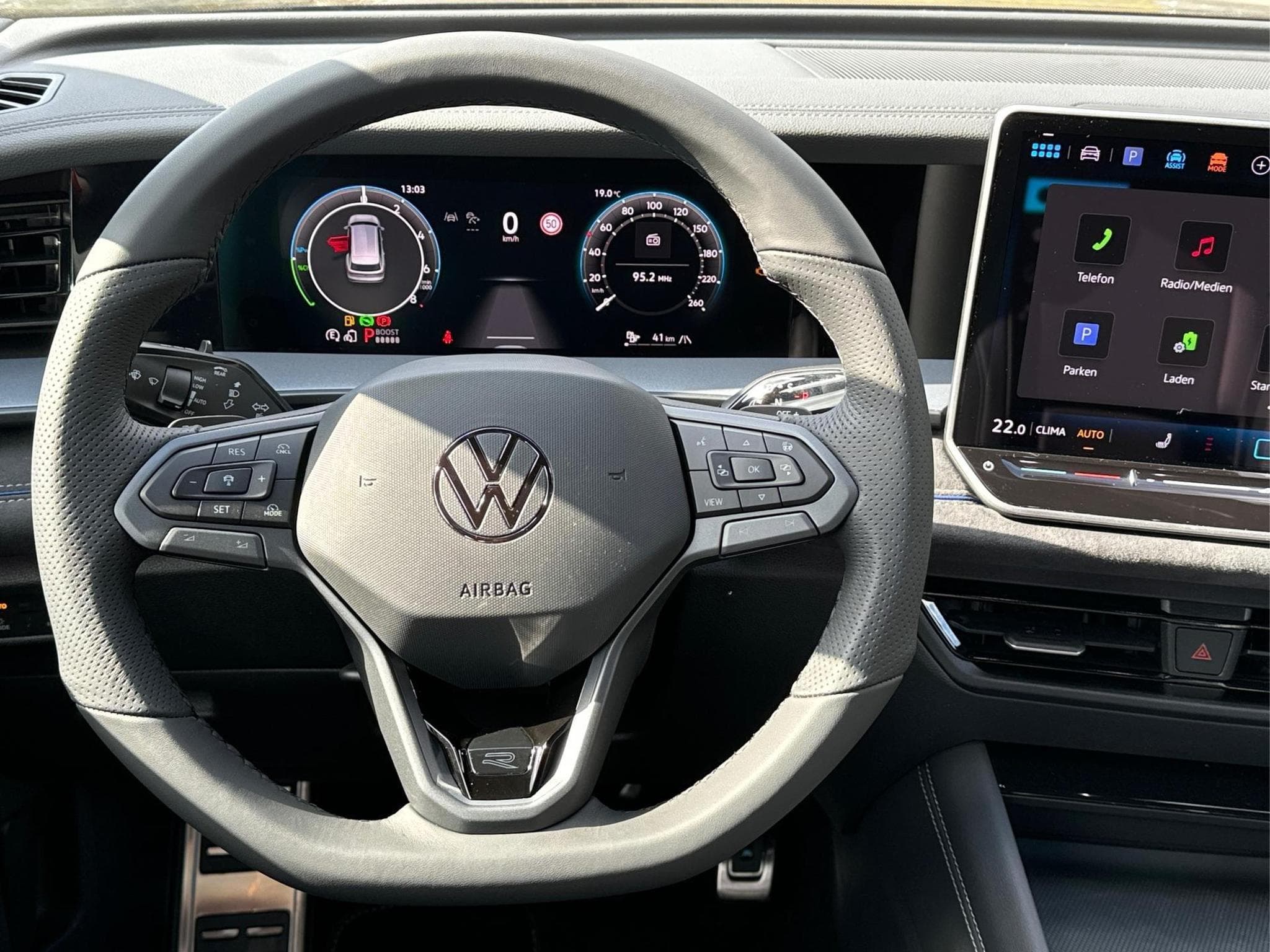 VW Tayron R-Line Edition Plus (2026) - Photo 8