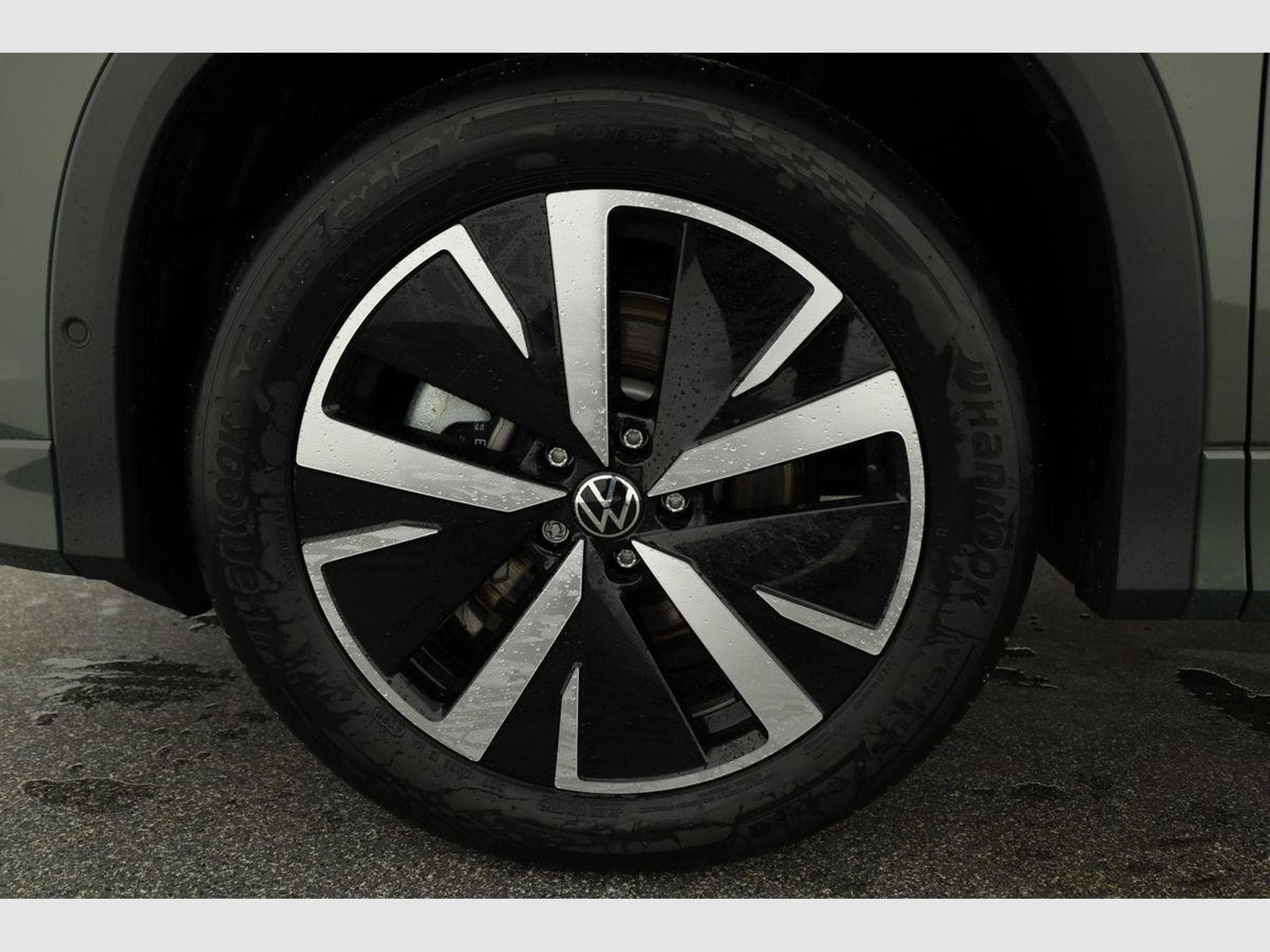 VW Tayron 1.5 TSI eHybrid 150 kW Life (2025) - Photo 15