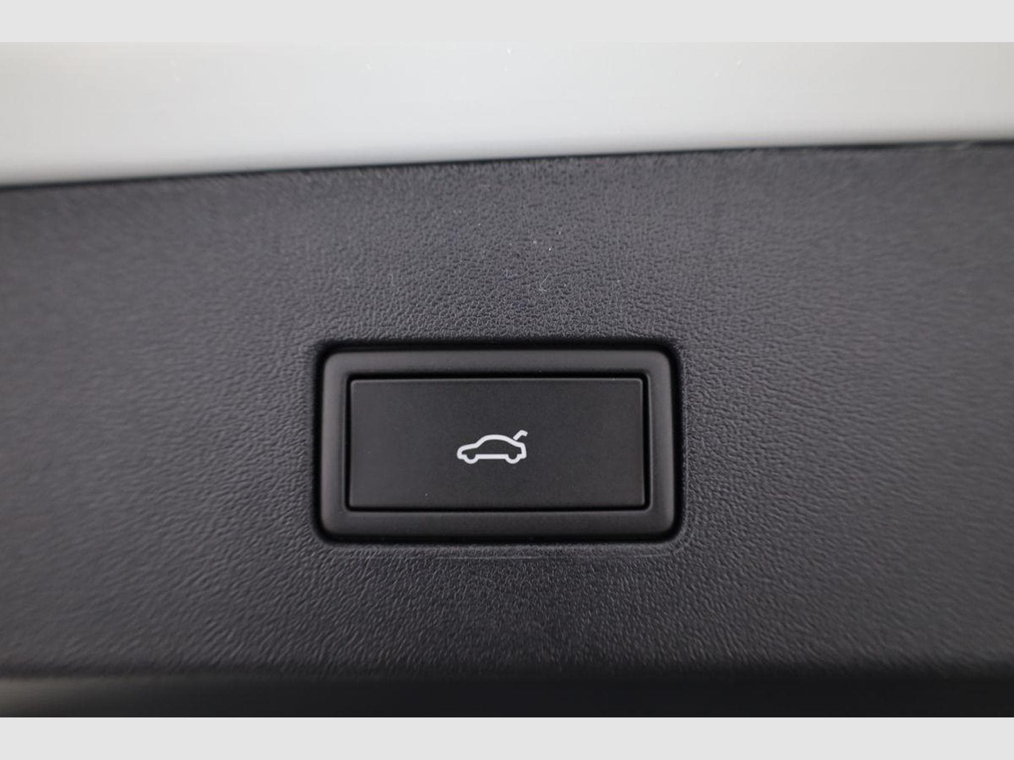 VW Tayron 1.5 TSI eHybrid 150 kW Life (2025) - Photo 15