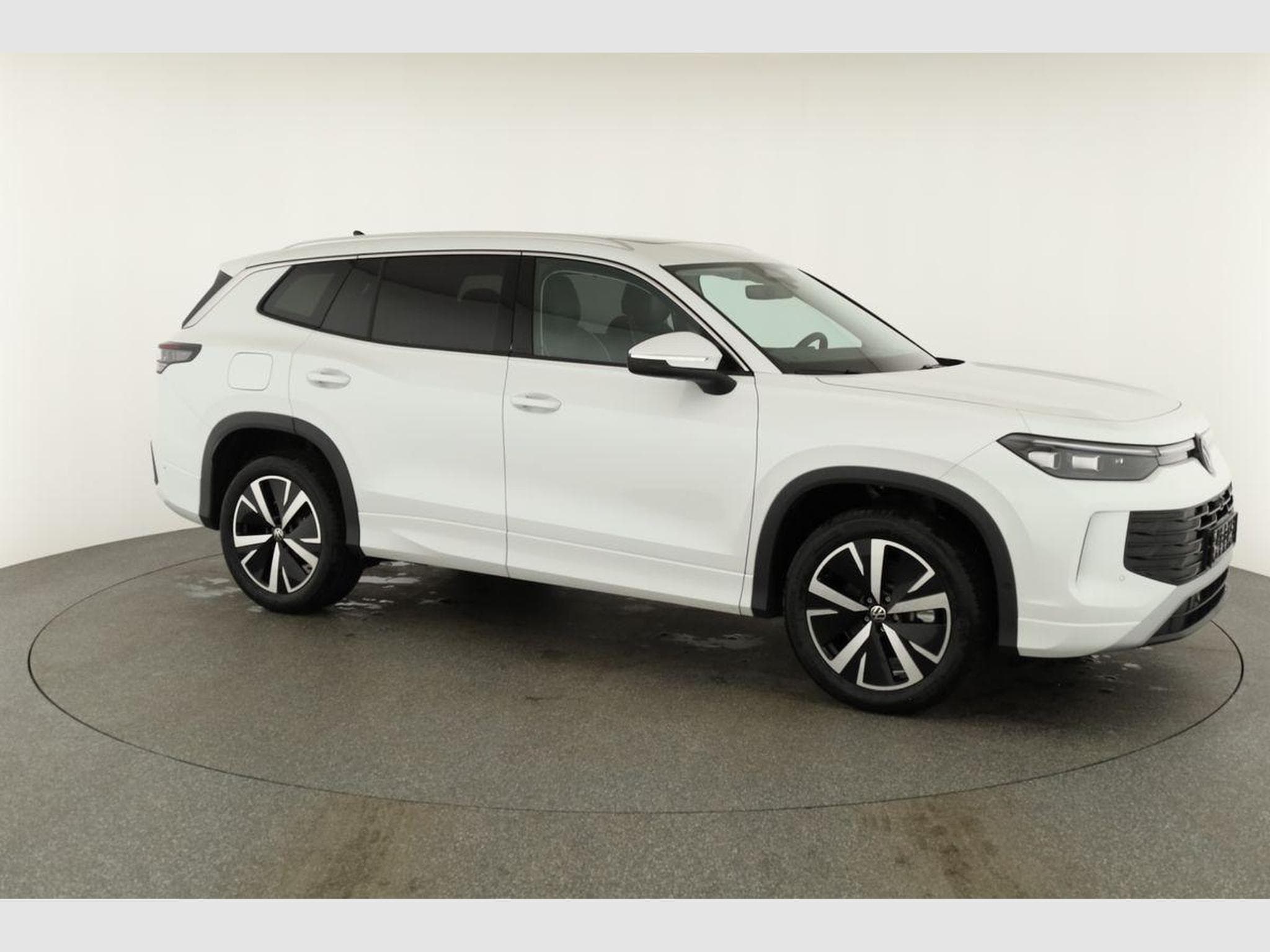 VW Tayron 1.5 TSI eHybrid 150 kW Life (2025) - Photo 25