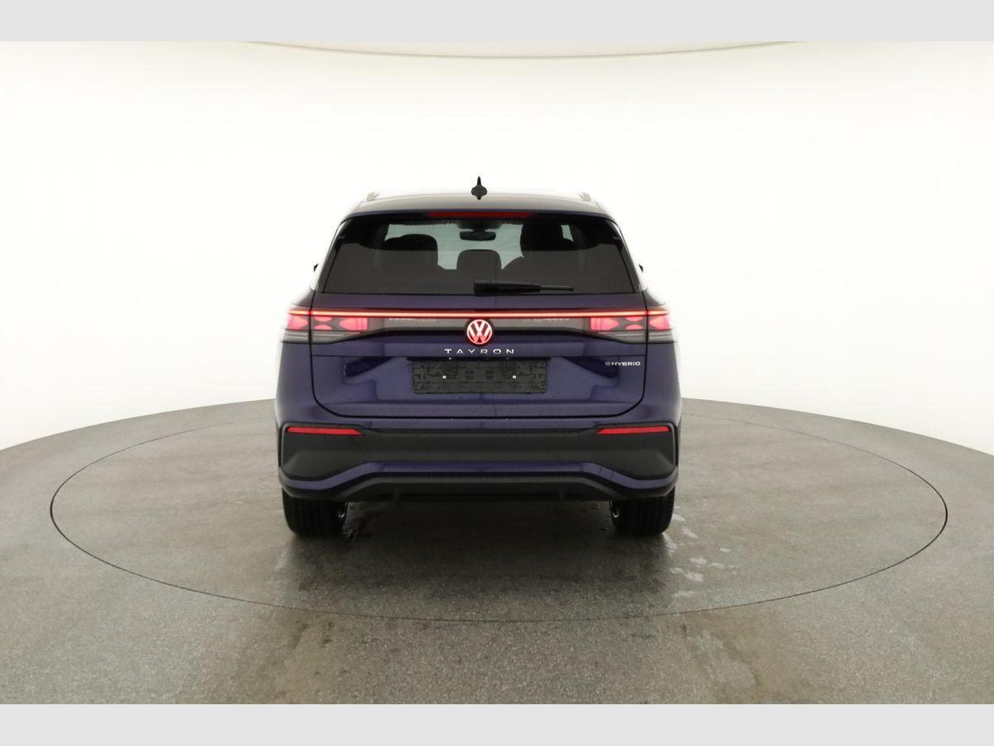 VW Tayron 1.5 TSI eHybrid 150 kW Life (2025) - Photo 16