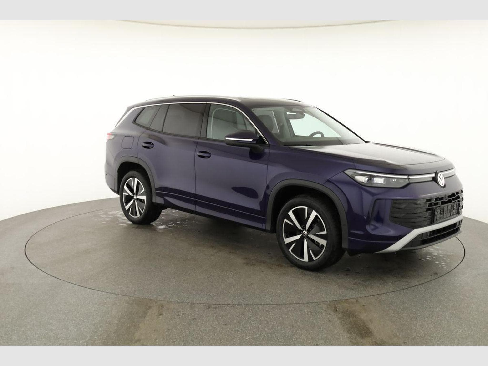 VW Tayron 1.5 TSI eHybrid 150 kW Life (2025) - Photo 25