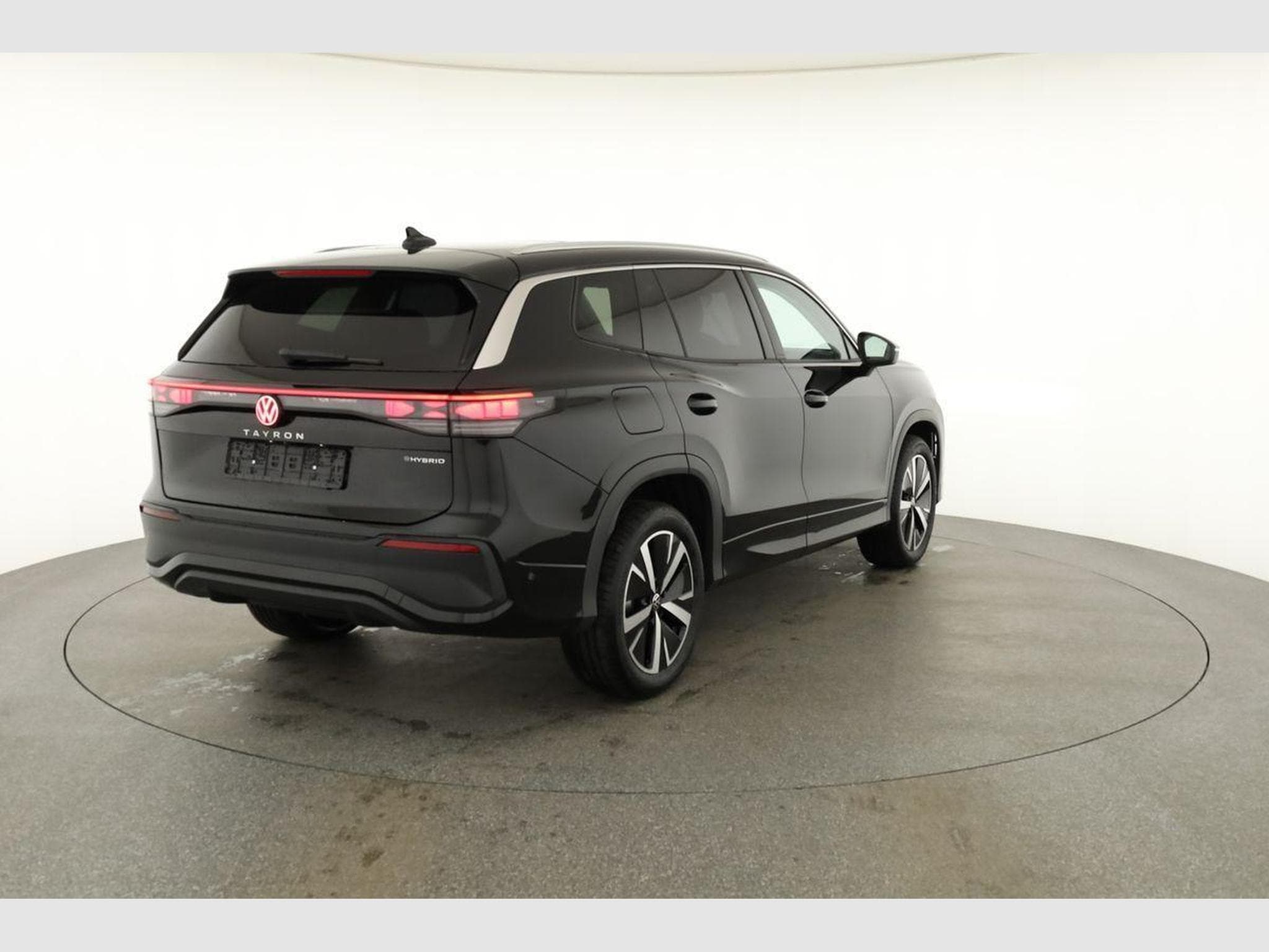 VW Tayron 1.5 TSI eHybrid 150 kW Life (2025) - Photo 19