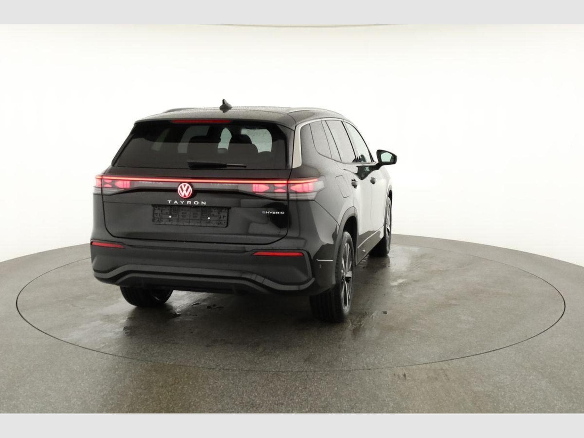 VW Tayron 1.5 TSI eHybrid 150 kW Life (2025) - Photo 18