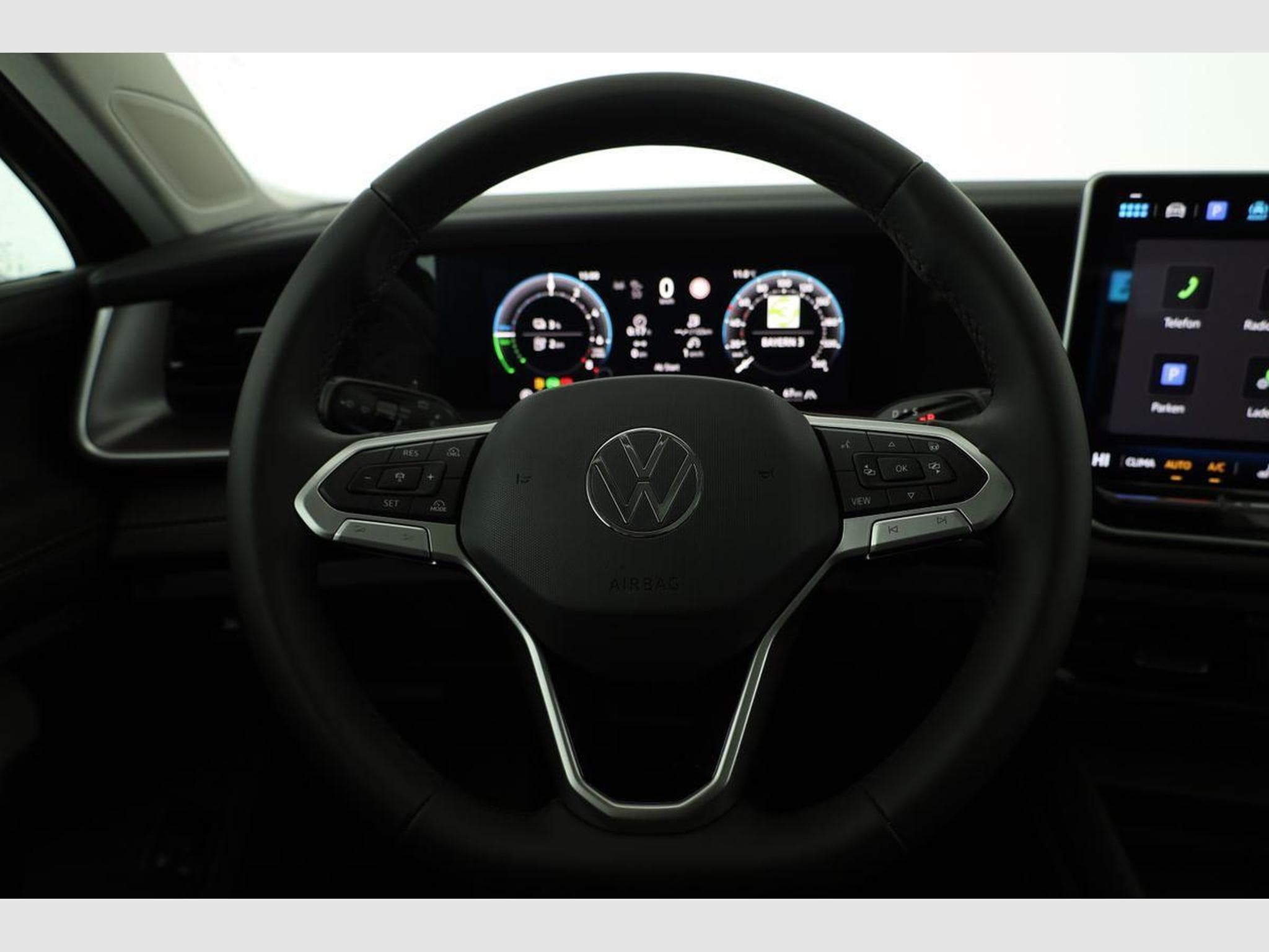 VW Tayron 1.5 TSI eHybrid 150 kW Life (2025) - Photo 5