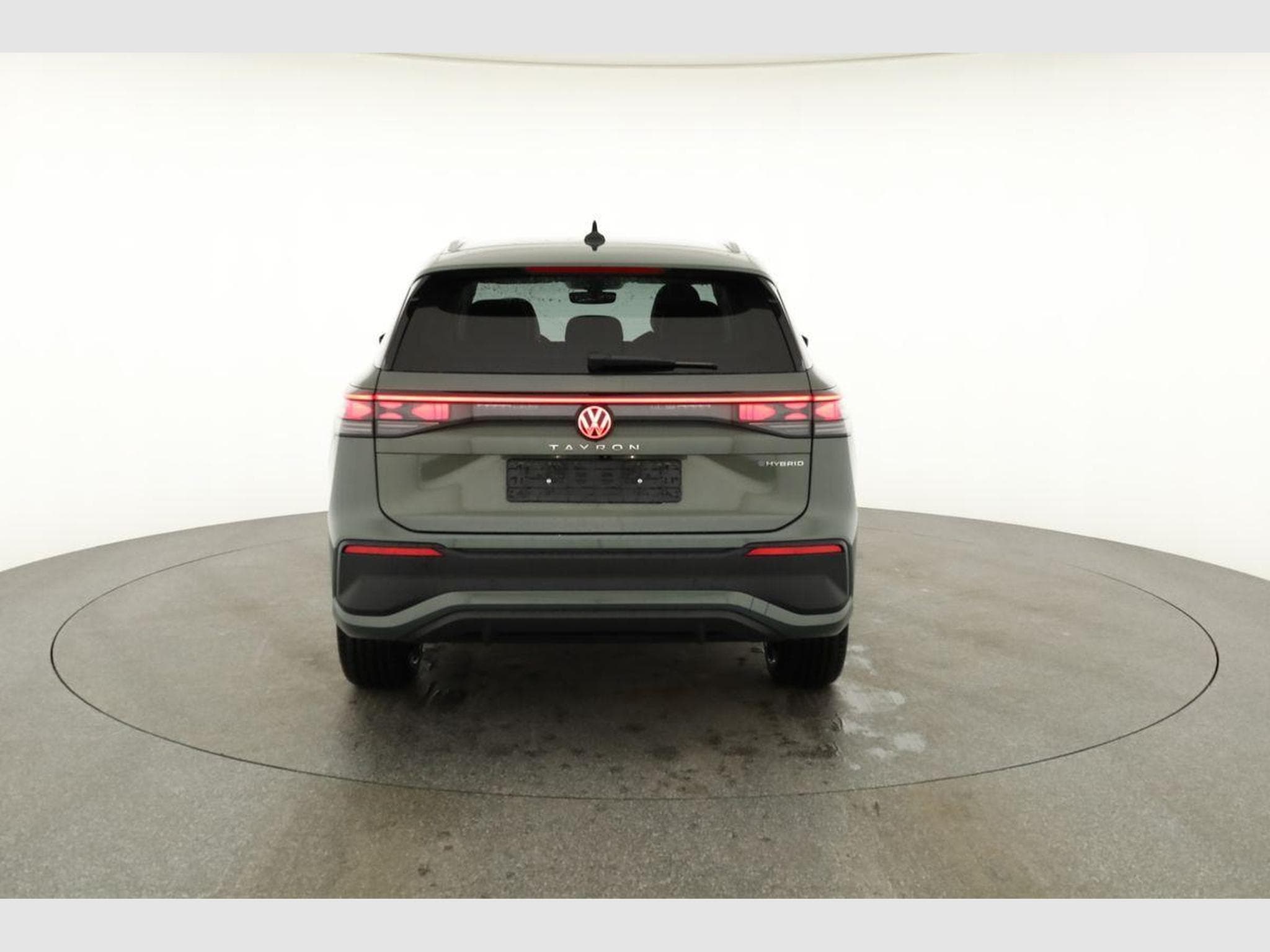 VW Tayron 1.5 TSI eHybrid 150 kW Life (2025) - Photo 16