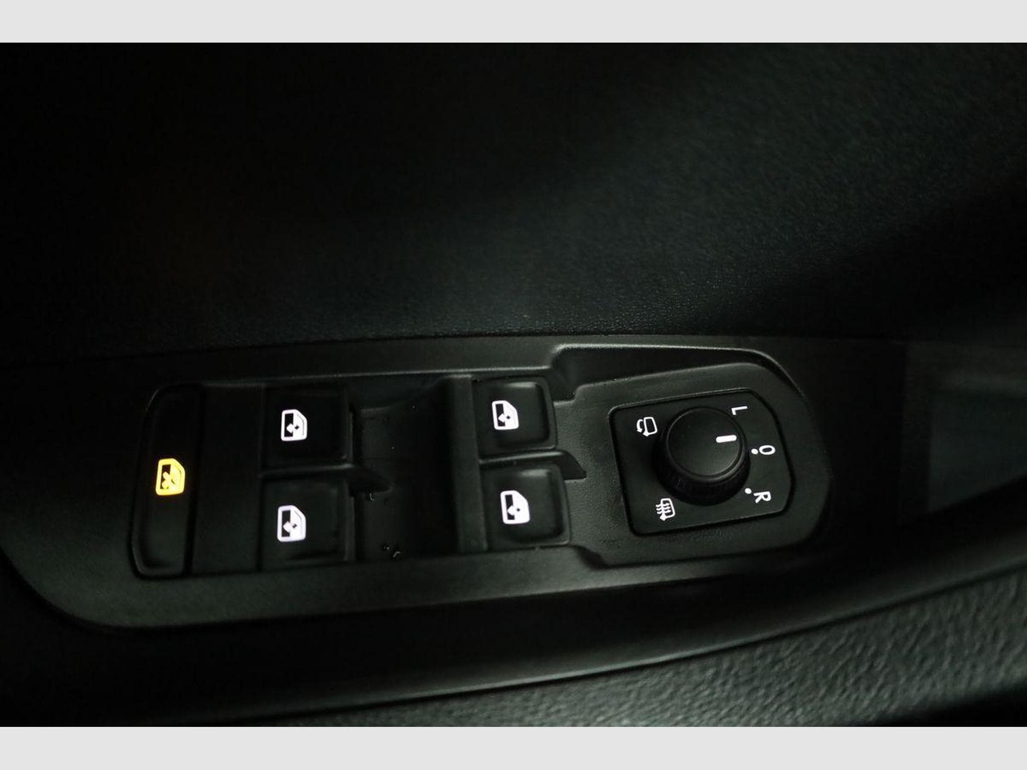 Skoda Karoq Selection (2026) - Photo 7