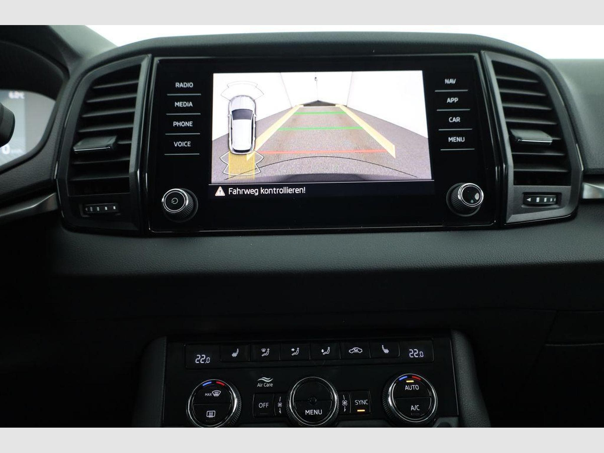 Skoda Karoq Selection 4x4 (2026) - Photo 6