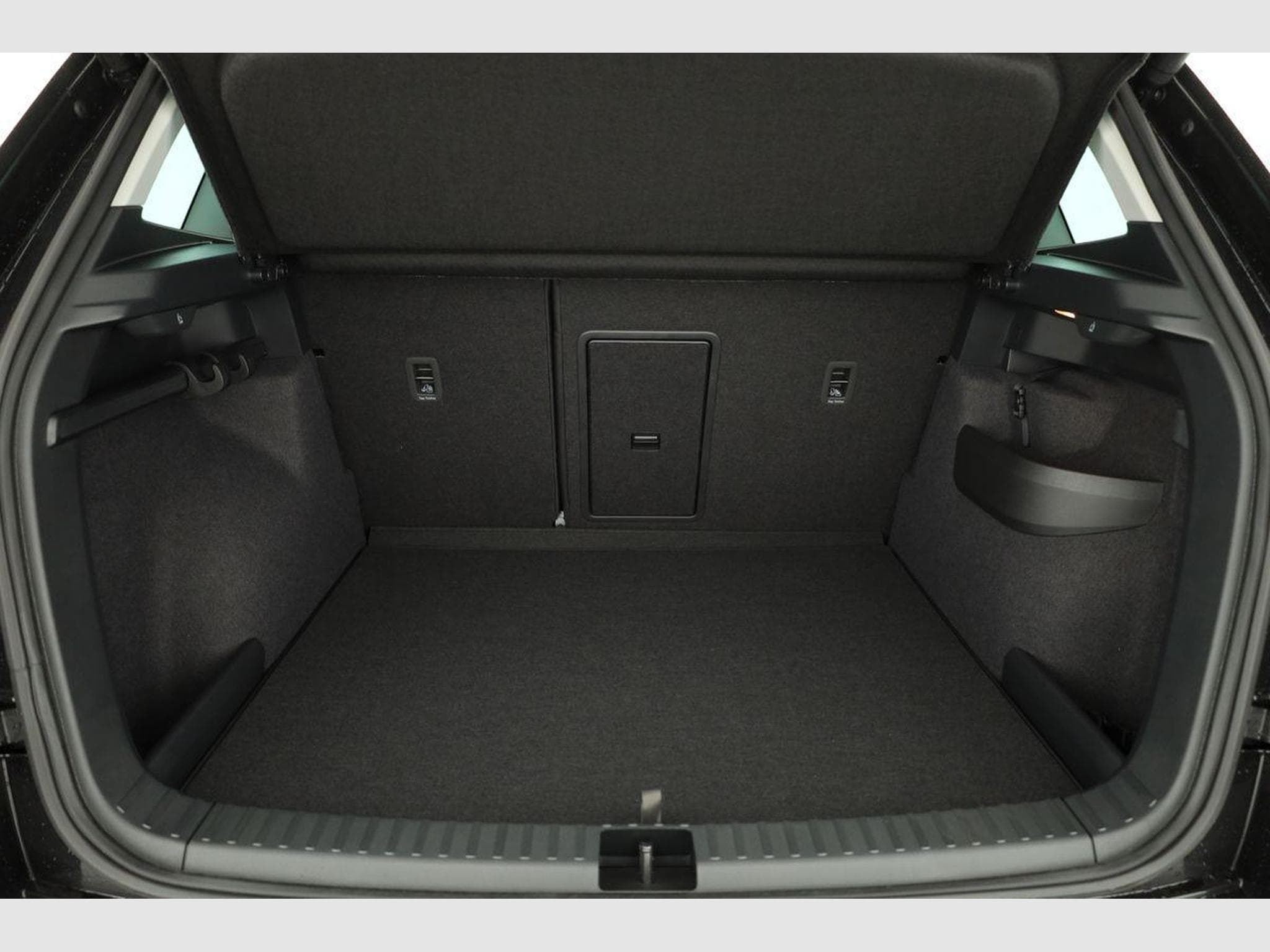 Skoda Karoq Selection 4x4 (2026) - Photo 12