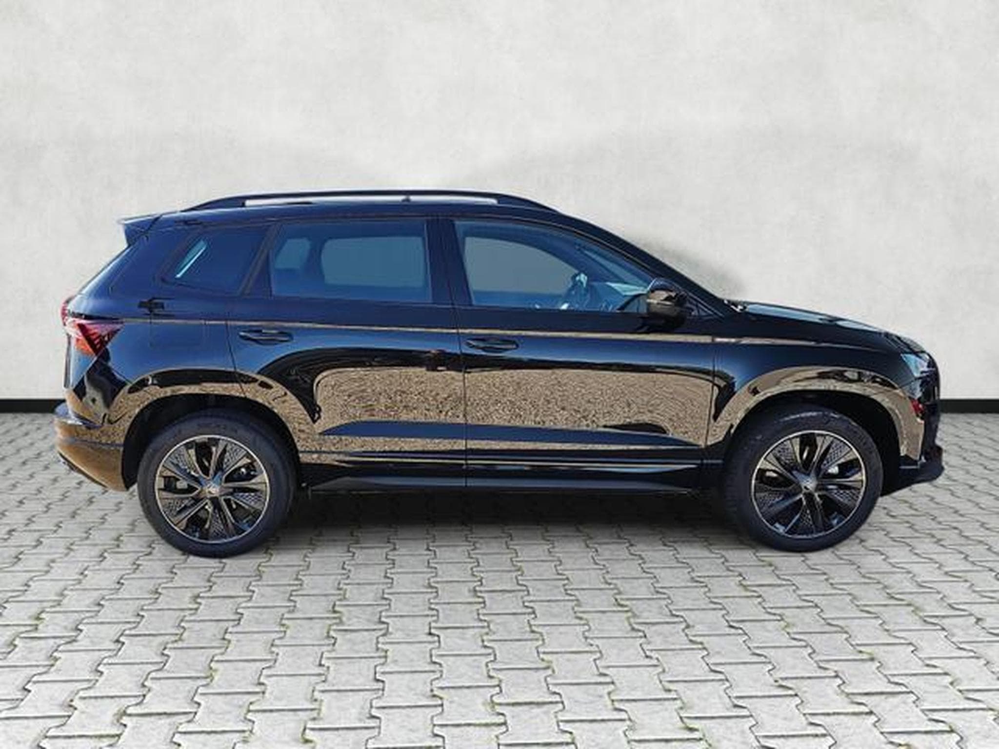 Skoda Karoq Sportline (2026) - Photo 8