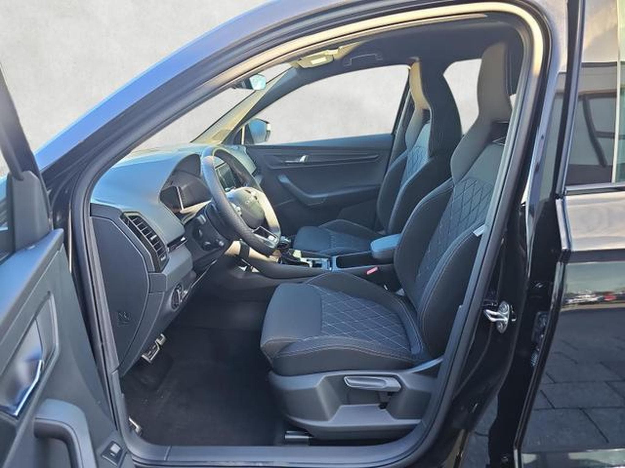 Skoda Karoq Sportline (2026) - Photo 9