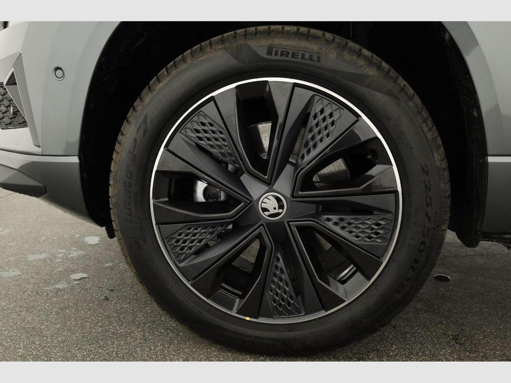 Skoda Karoq Sportline 4x4 (2026) - Photo 16