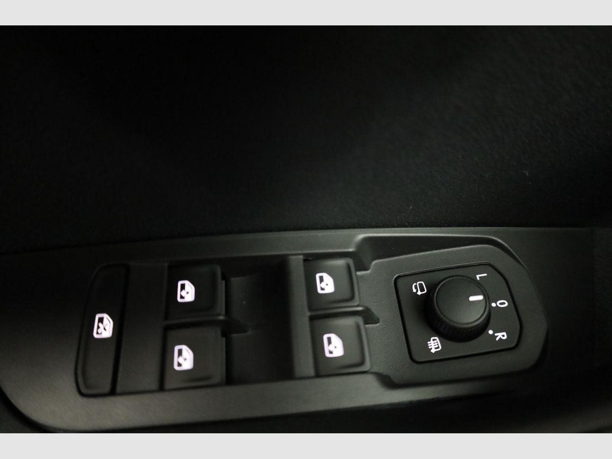 Skoda Karoq Sportline 4x4 (2026) - Photo 7