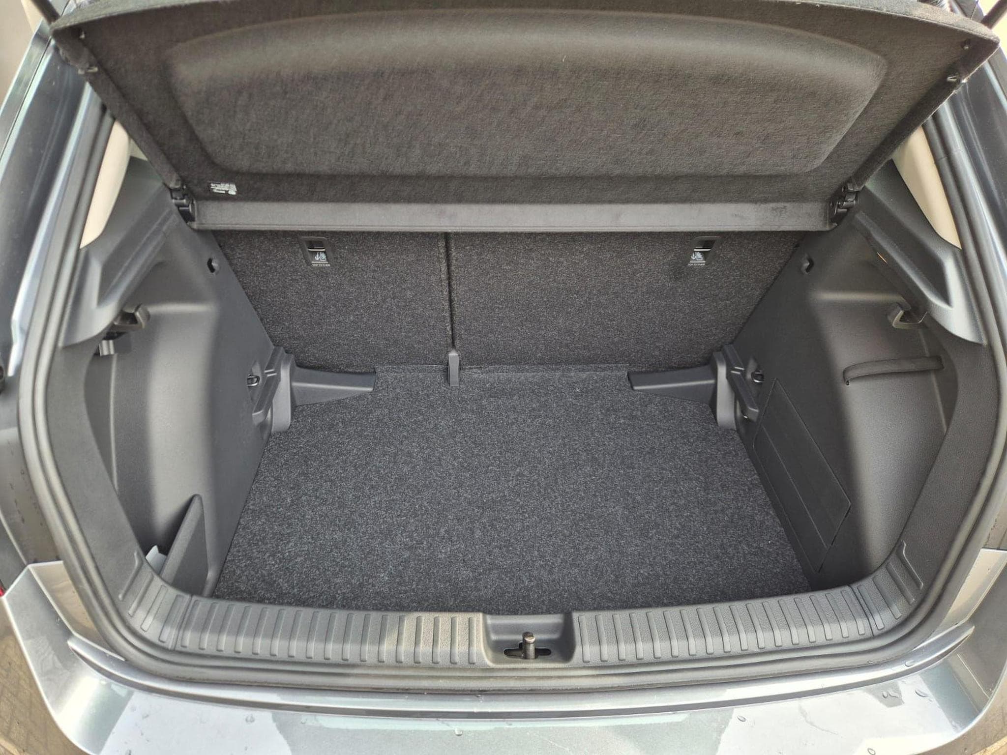 Skoda Fabia 1.0 TSI 95PS (2026) - Photo 9