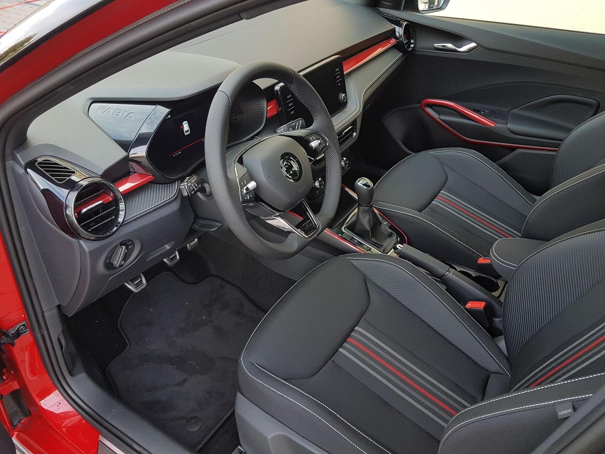 Skoda Fabia Monte Carlo (2026) - Photo 9