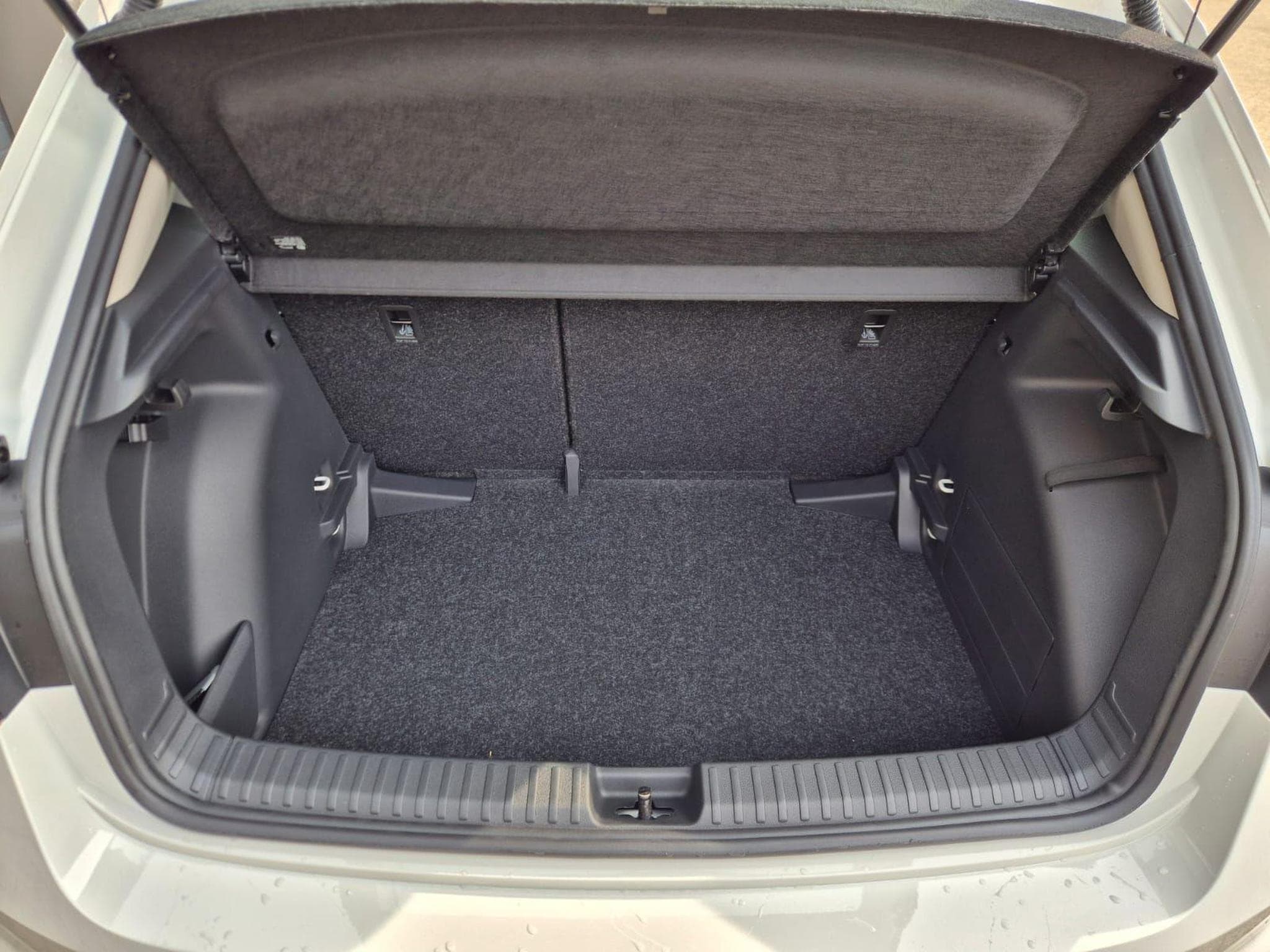 Skoda Fabia 1.0 TSI 95PS (2026) - Photo 9