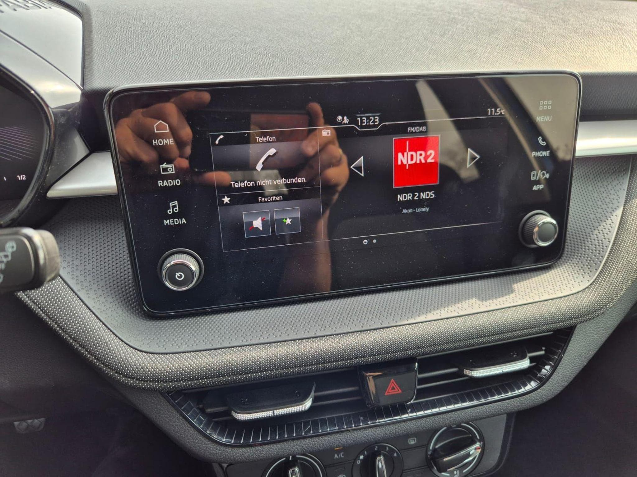 Skoda Fabia 1.0 TSI 95PS (2026) - Foto 17