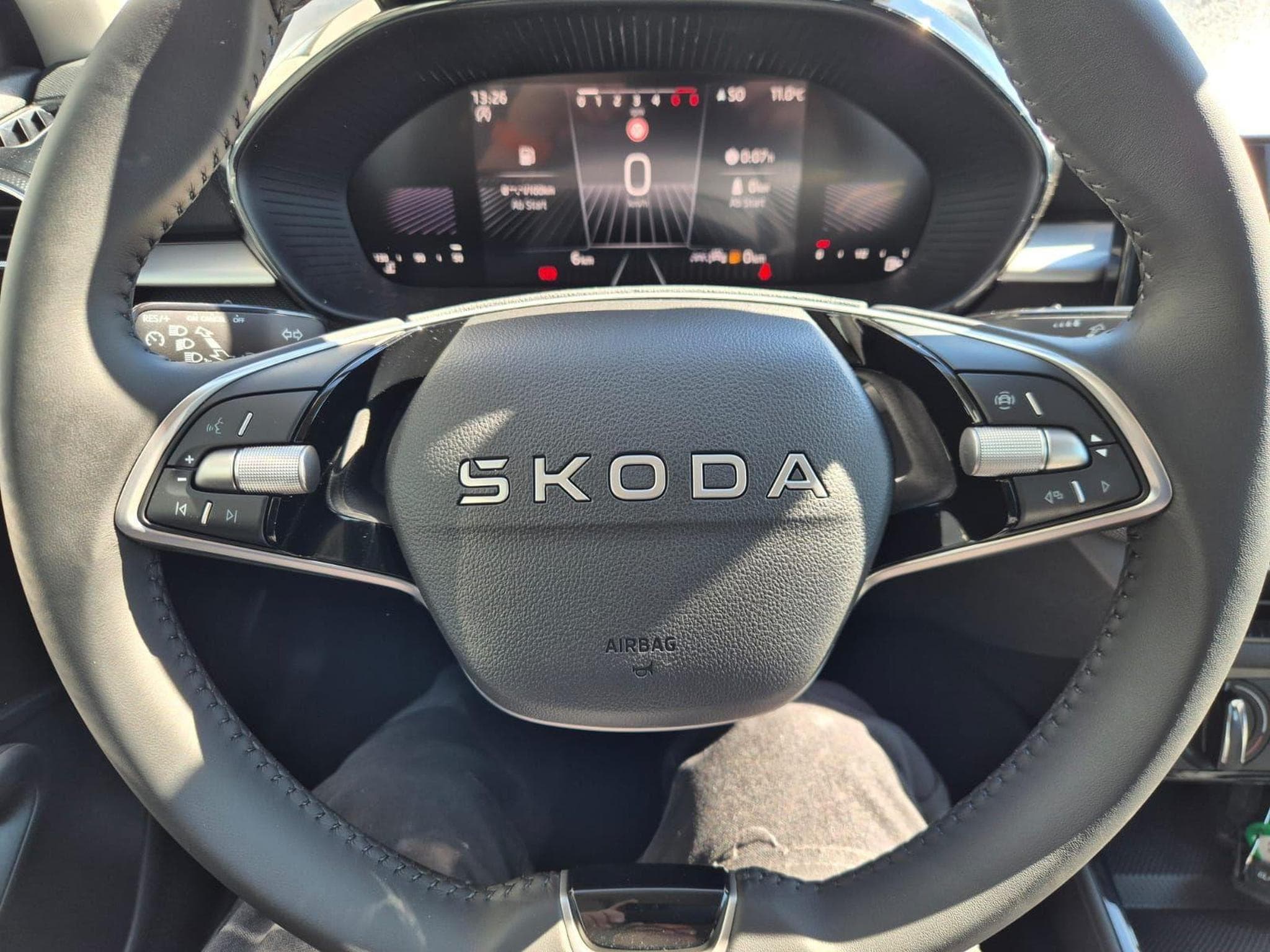 Skoda Fabia 1.0 TSI 95PS (2026) - Foto 15