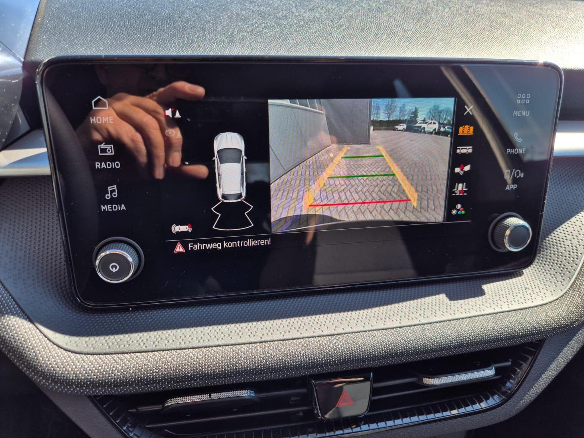 Skoda Fabia 1.0 TSI 95PS (2026) - Foto 19