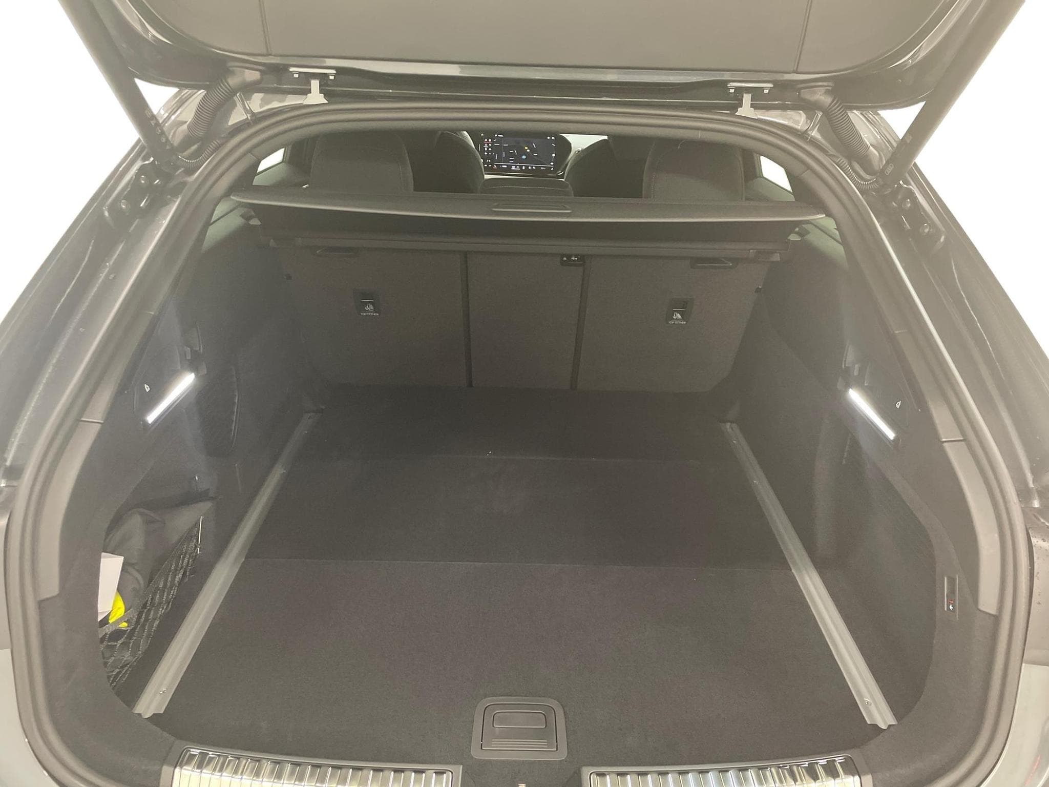 Audi A6 Avant S-Line 2.0 (2025) - Foto 9