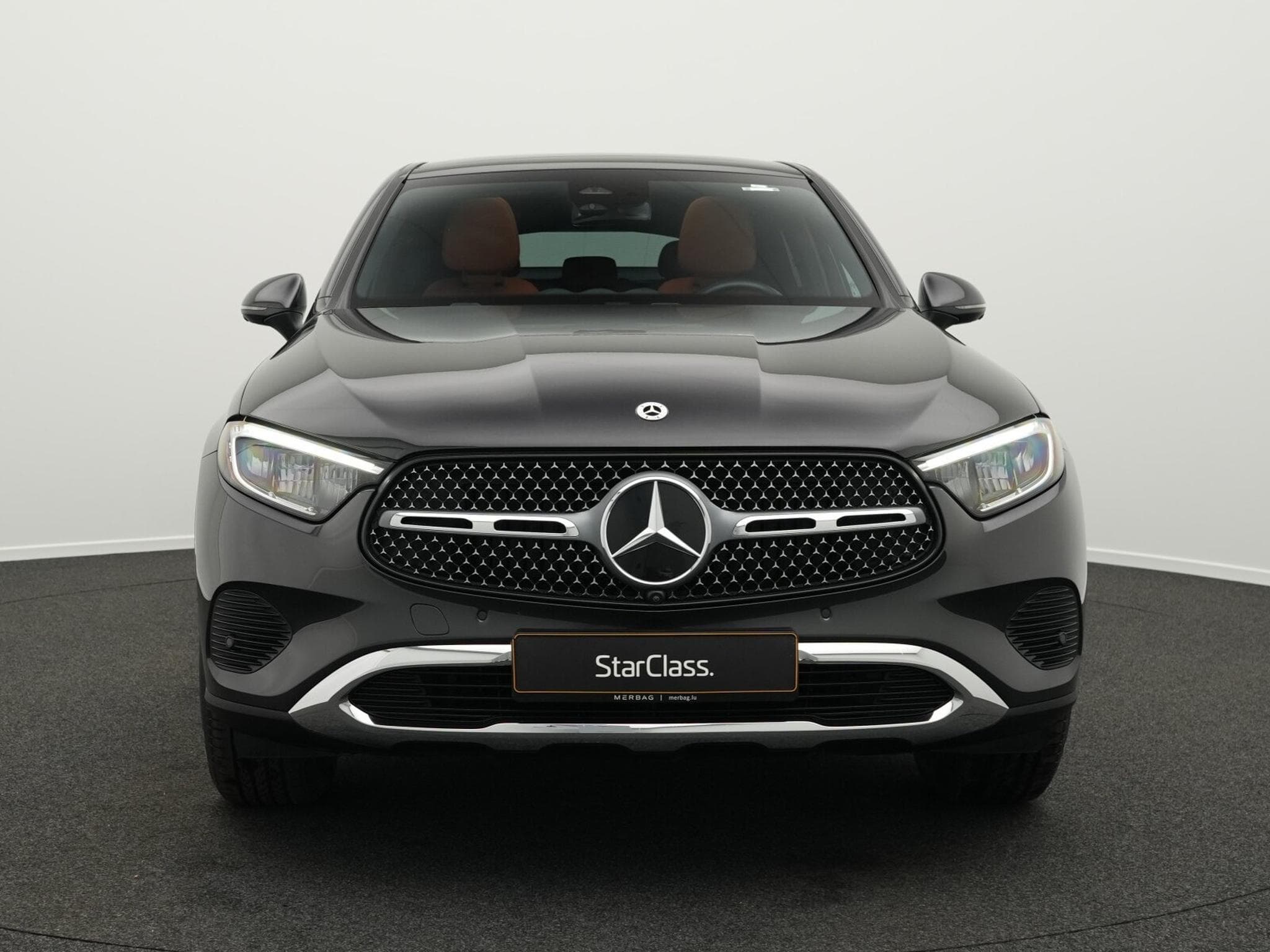 Mercedes GLC 200 4MATIC Coupé LED+Pano+AHK+360°+Memo (2024) - Photo 2
