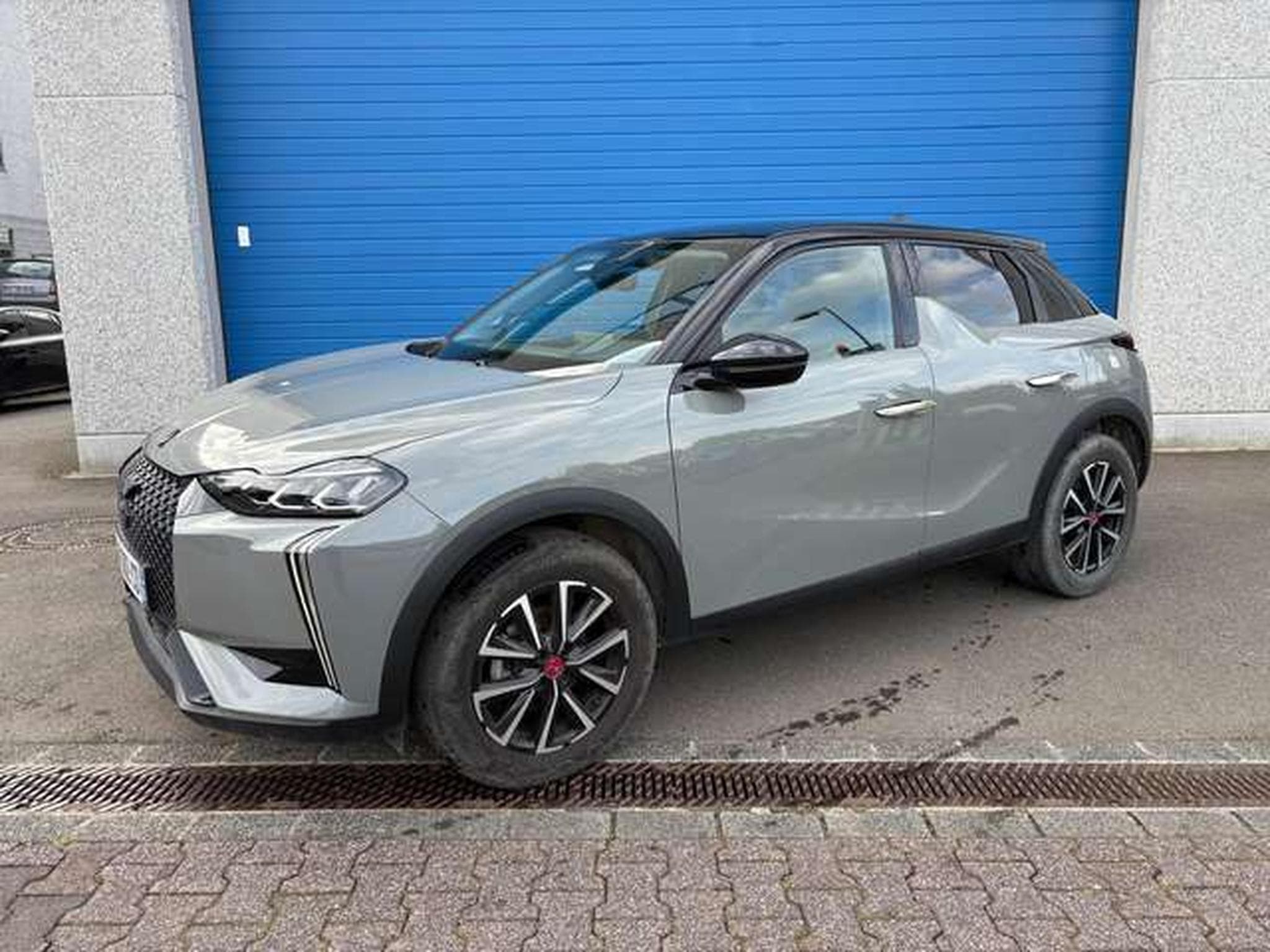 DS Automobiles DS3 1.2 PURETECH 100CH PERFORMANCE LINE (2024) - Photo 2