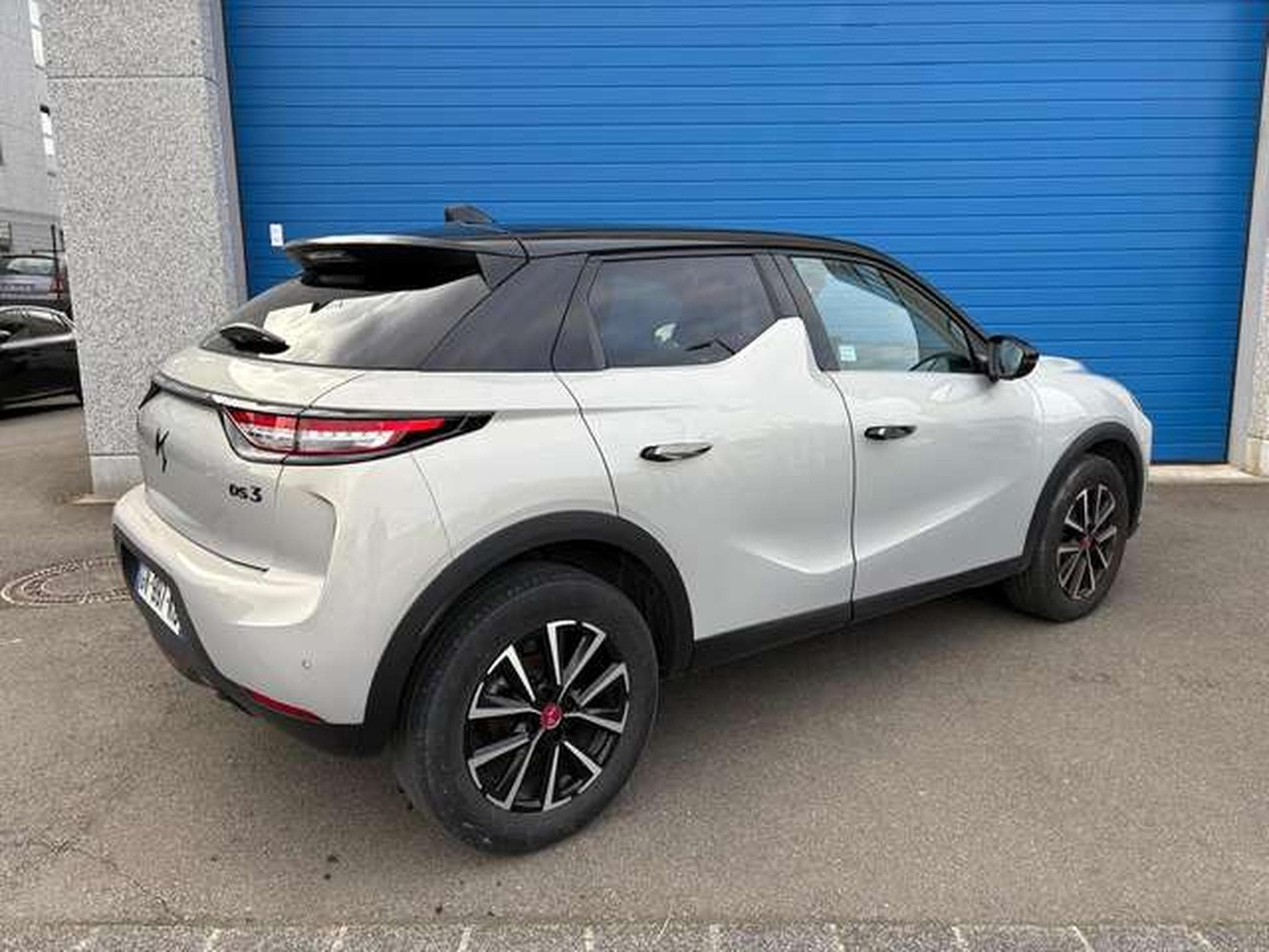 DS Automobiles DS3 1.2 PURETECH 100CH PERFORMANCE LINE (2024) - Photo 3