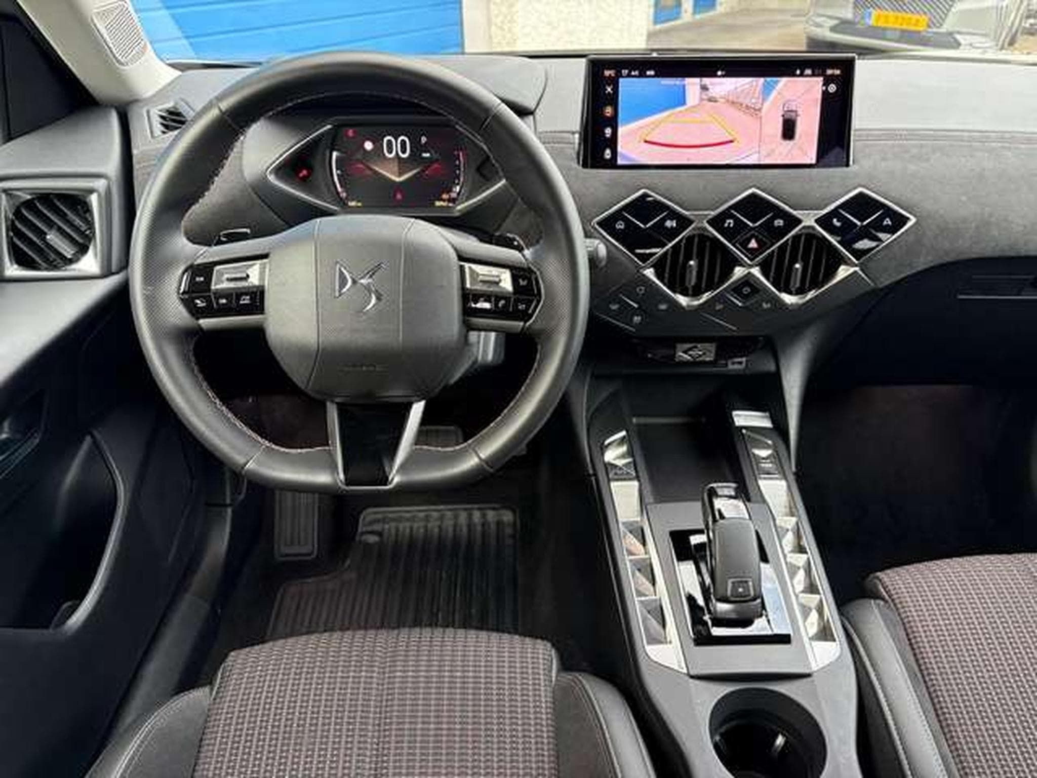 DS Automobiles DS3 1.2 PURETECH 130CH PERFORMANCE LINE AUTOMATIQUE (2024) - Foto 5