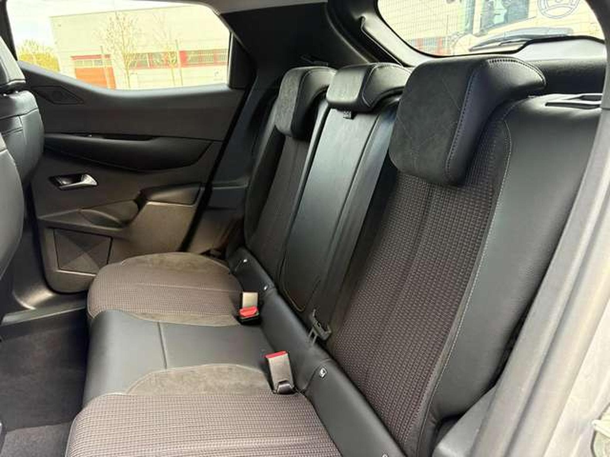 DS Automobiles DS3 1.2 PURETECH 130CH PERFORMANCE LINE AUTOMATIQUE (2024) - Foto 7
