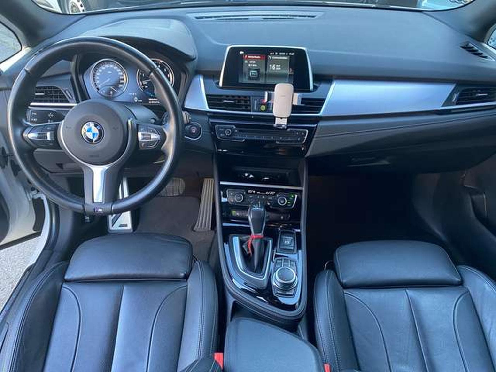 BMW 225 225xe M Sport  / JUSQU'A 48 MOIS DE GARANTIE (2019) - Photo 10