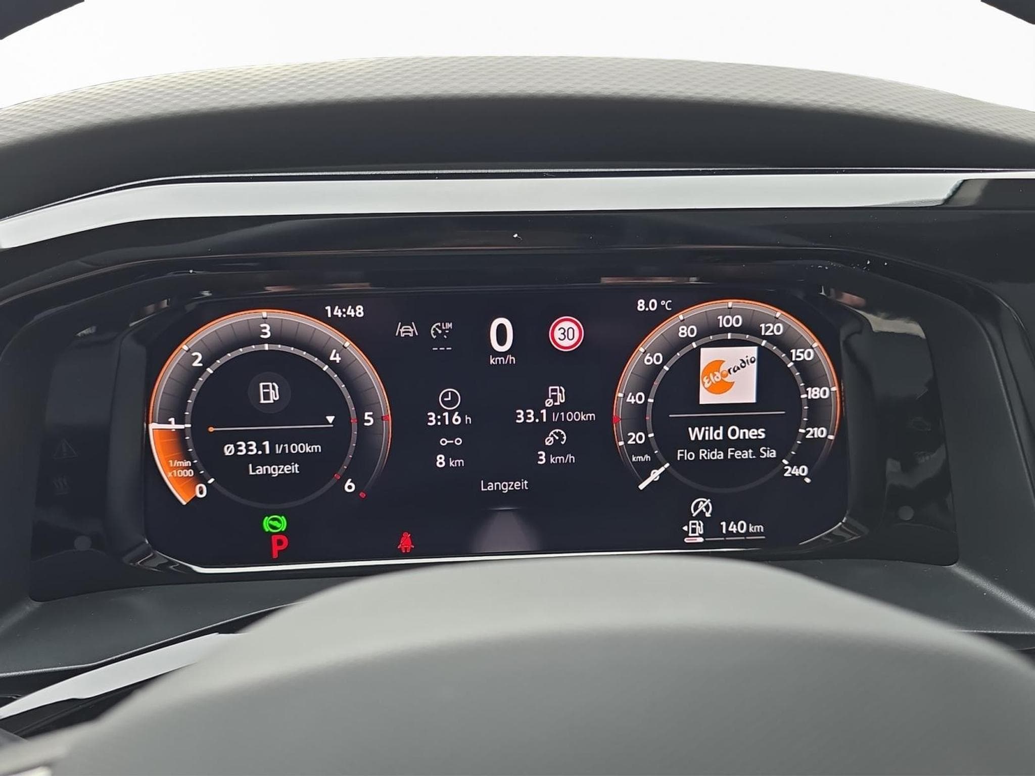 VW Multivan Style (2026) - Photo 11