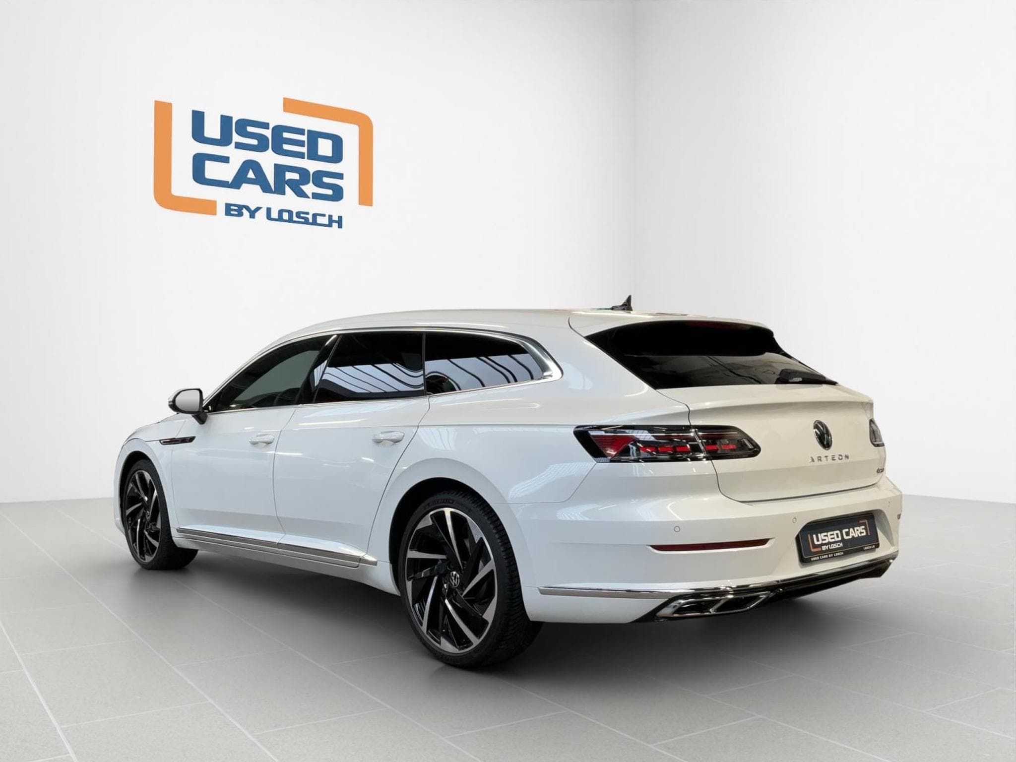 VW Arteon SB+R-Line+DSG+4M+Design+ (2024) - Photo 3