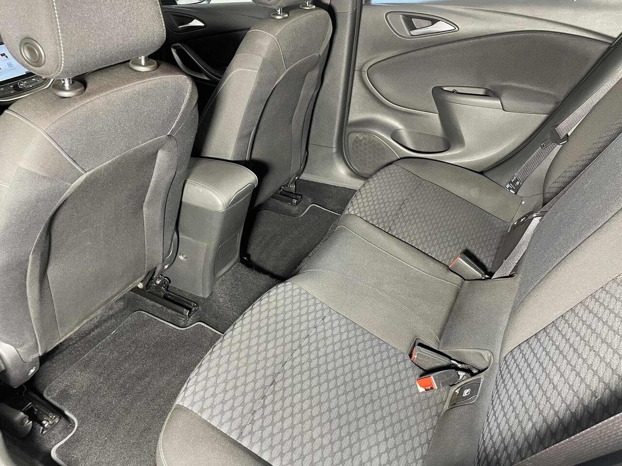 Opel Astra 1.0 TURBO 105 CV ECOTEC EDITION GPS (2019) - Photo 11