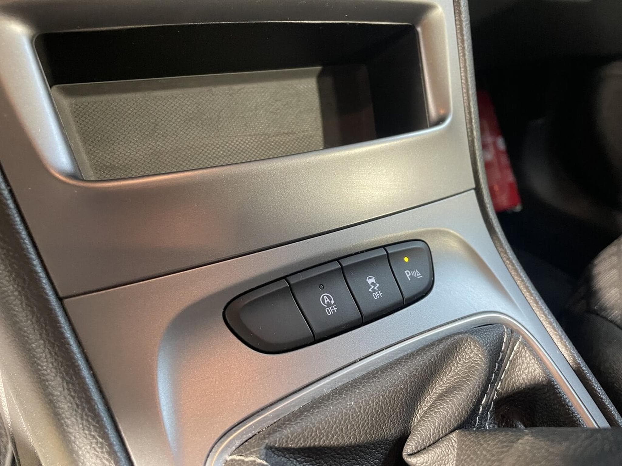 Opel Astra 1.0 TURBO 105 CV ECOTEC EDITION GPS (2019) - Photo 6