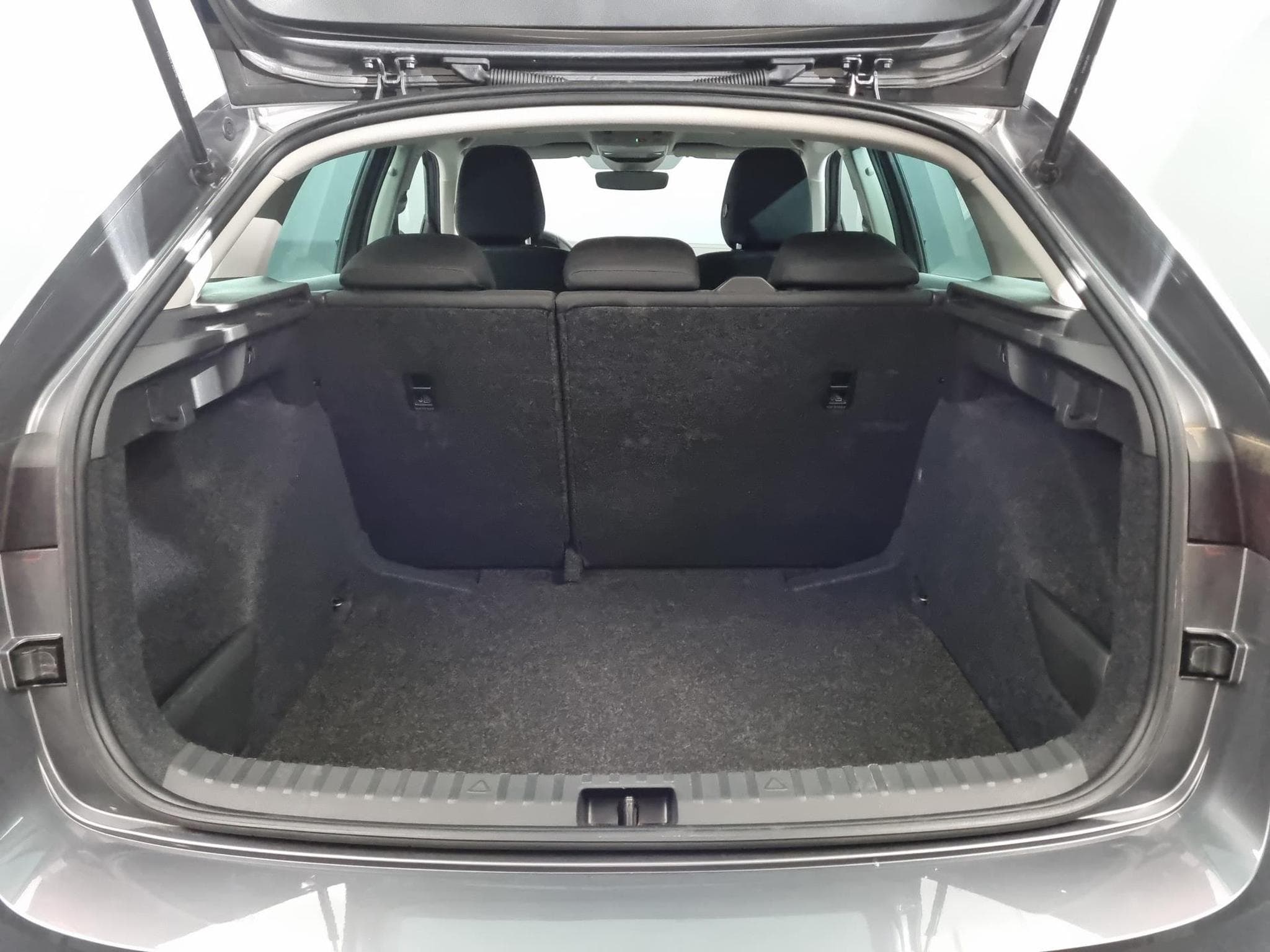 Skoda Scala -37% 1.0 TSI BVA 115cv +MIRRORLINK+CAM+LED+CLIM (2025) - Photo 5