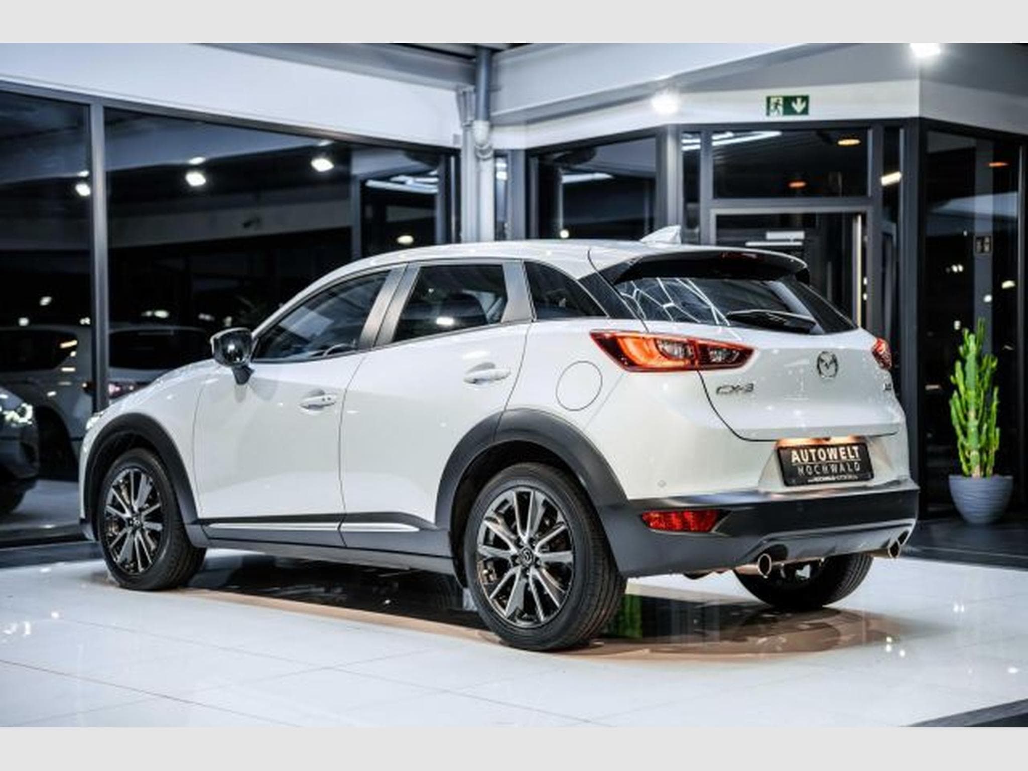 Mazda CX-3 CX-3 2.0 SKYACTIV-G Sports-Line 120 Head-Up RFK (2016) - Foto 11