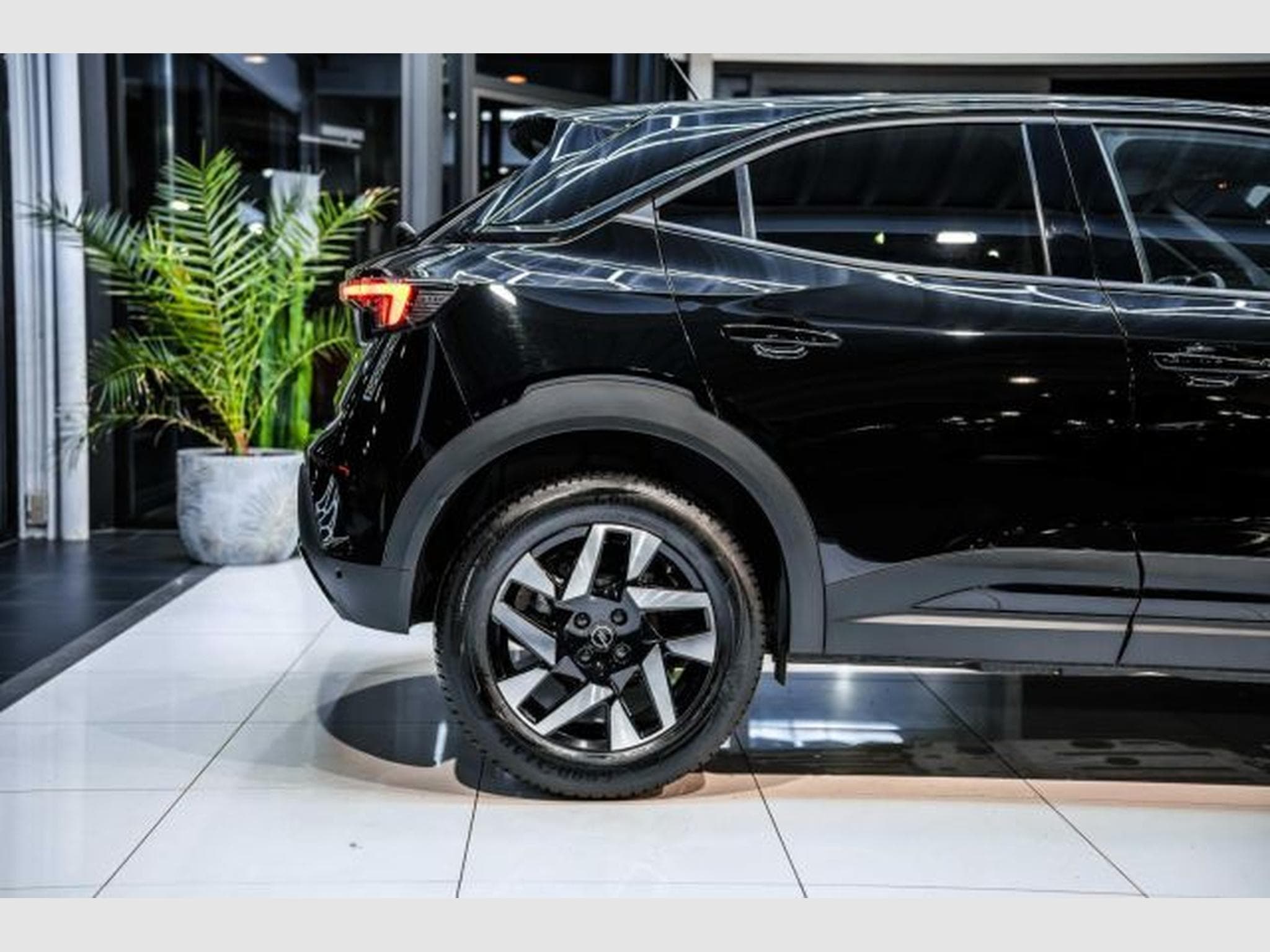 Opel Mokka Mokka GS Line 1.2 NAVI LED RFK 360 SHZG GARANTIE (2024) - Foto 8