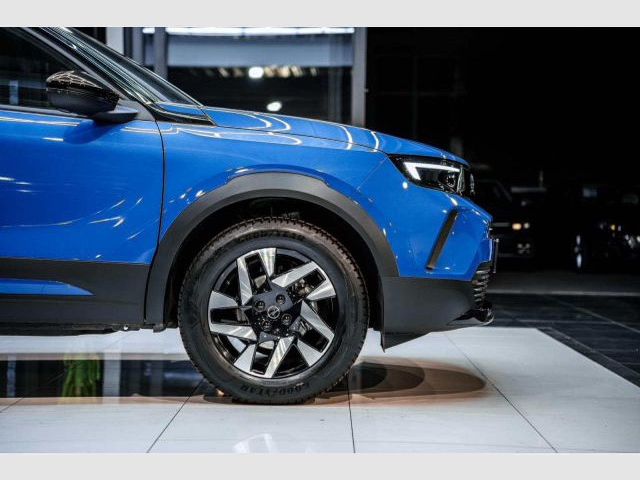 Opel Mokka Mokka 1.2 GS Line Autom. NAVI LED RFK 180 SHZG (2024) - Foto 9