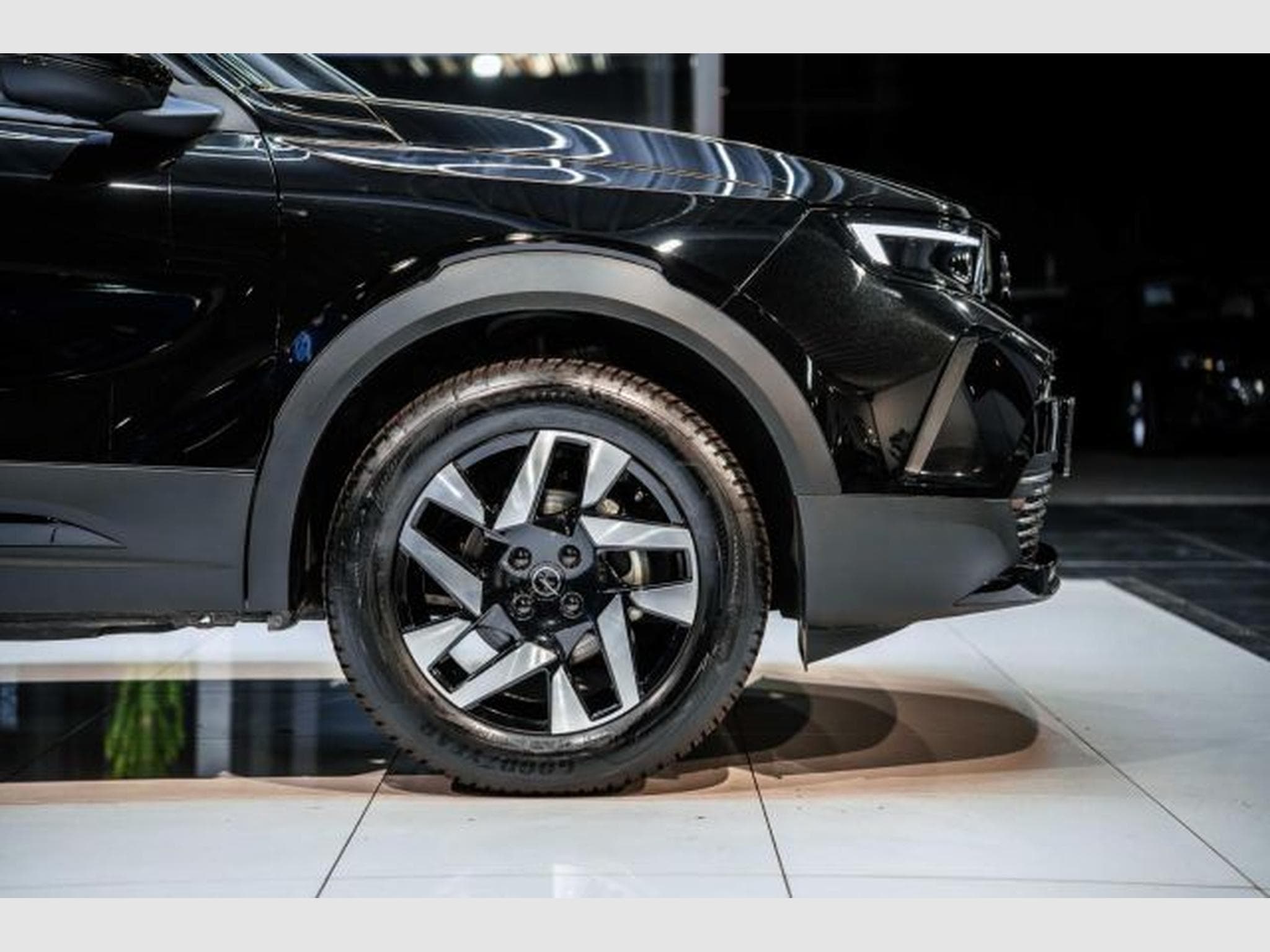 Opel Mokka Mokka 1.2 Turbo Autom. GS Line NAVI RFK LED SHZG (2024) - Foto 9