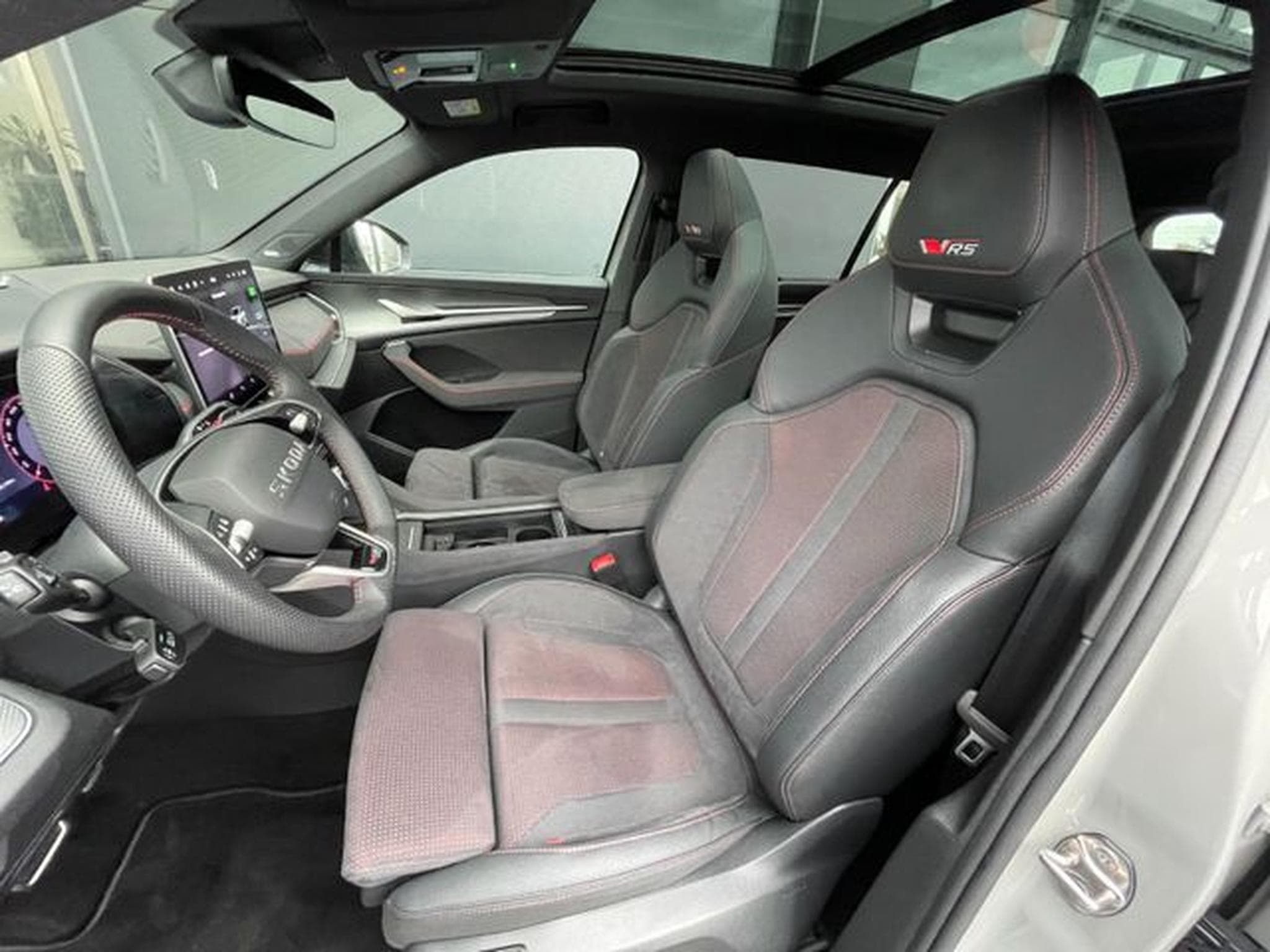 Skoda Kodiaq Kodiaq 2.0TSI 195kW 4x4 RS AHK HUD Canton 360° (2025) - Photo 10