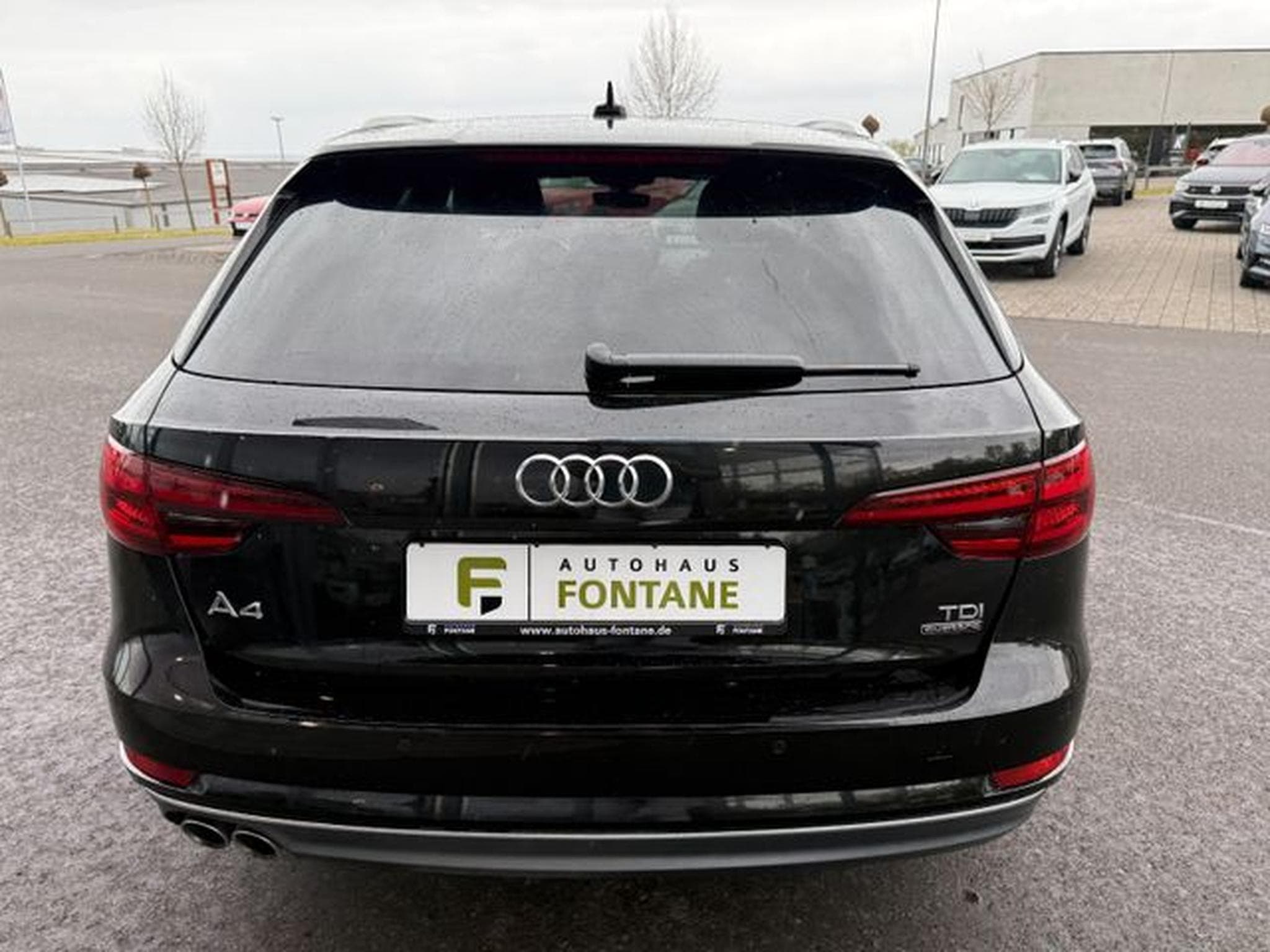 Audi A4 A4 Avant quattro sport Navi LED AHK SHZ (2018) - Photo 7