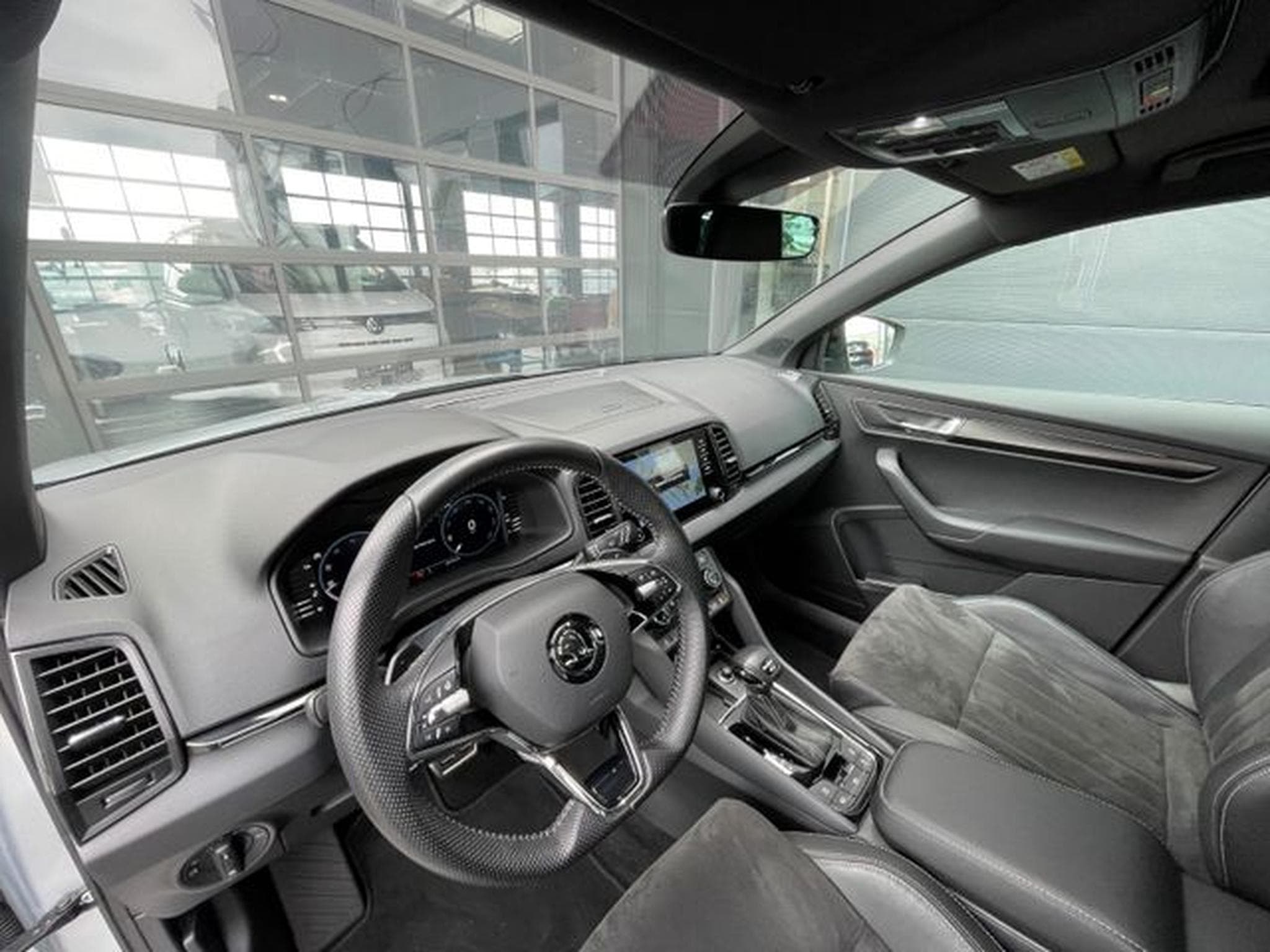 Skoda Karoq Karoq 2,0TSi Sportline 4x4 Pano AHK19" Kam Leder (2022) - Foto 11