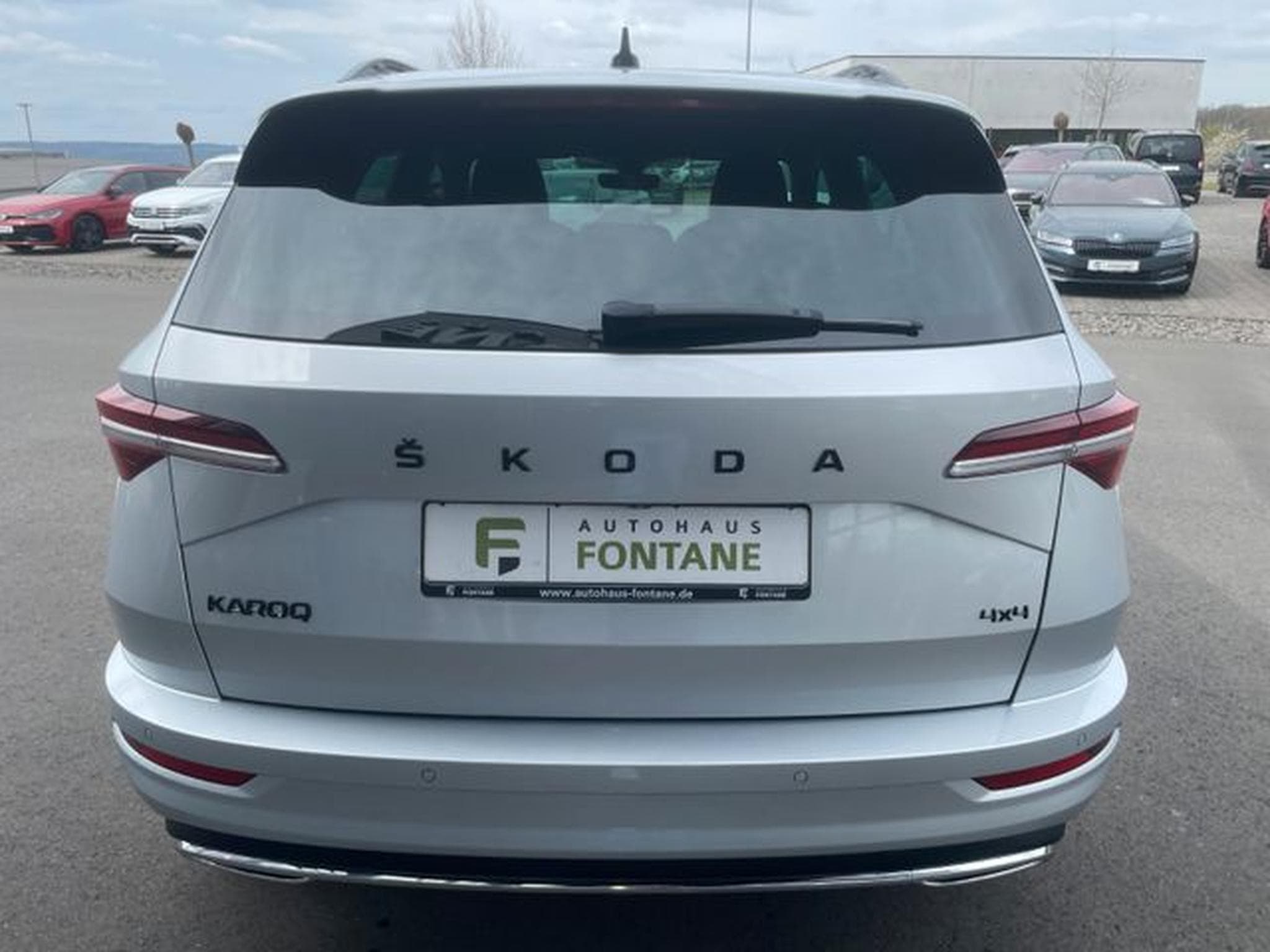 Skoda Karoq Karoq 2,0TSi Sportline 4x4 Pano AHK19" Kam Leder (2022) - Foto 7