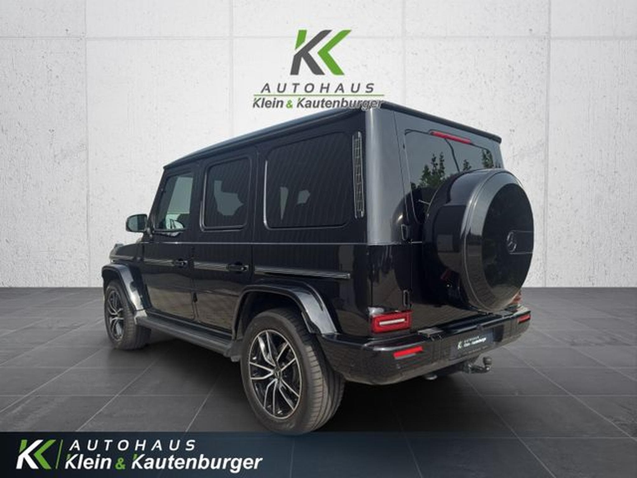 Mercedes G 450 AMG+STANDH+ALL-BLACK+AHK+DISTR EXCLUSIVE-INTERIE (2024) - Photo 7