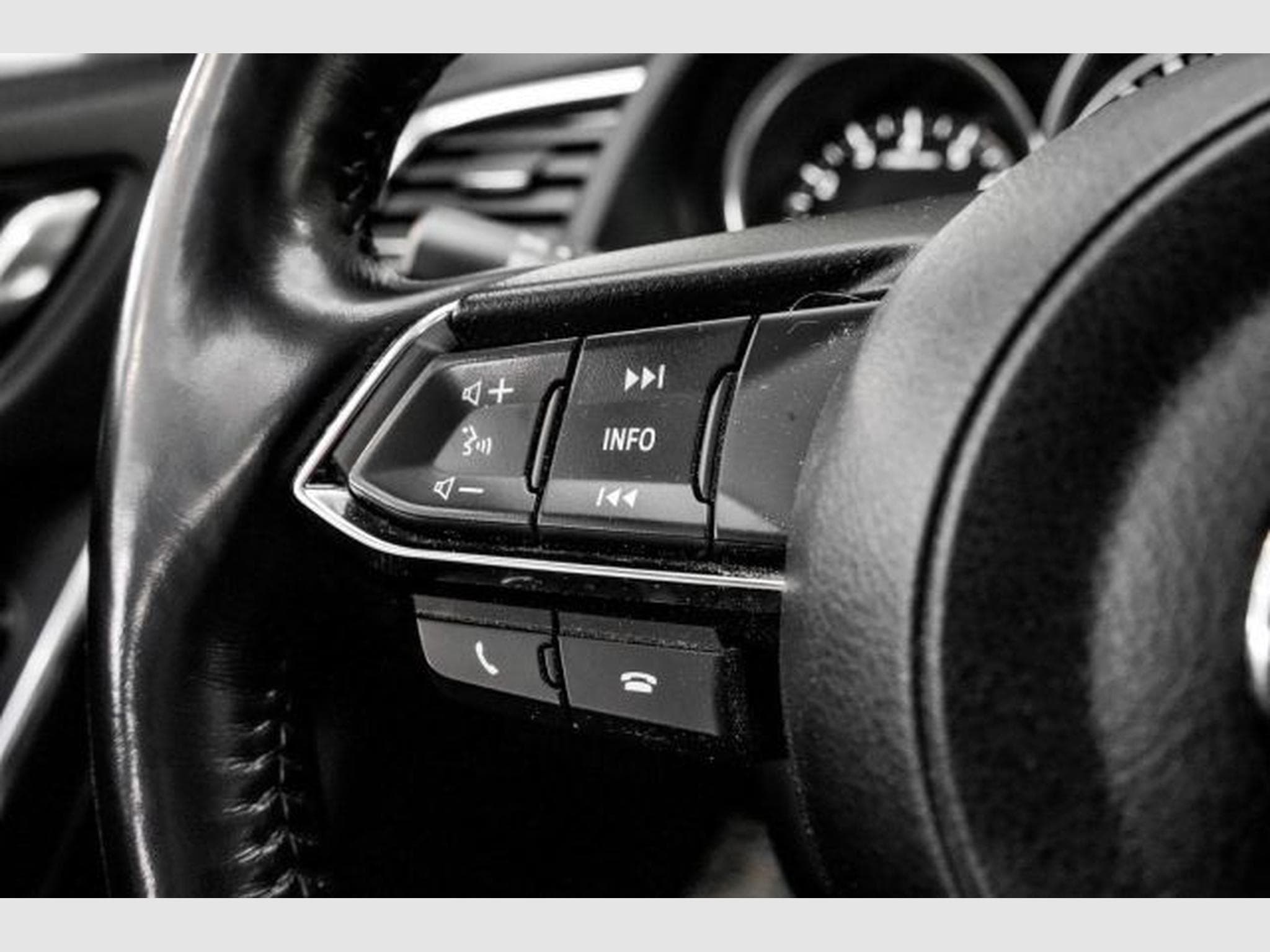 Mazda 6 6 2.0 SKYACTIVE-G 165 Kizoku BOSE RFK Matrix LED (2018) - Photo 15