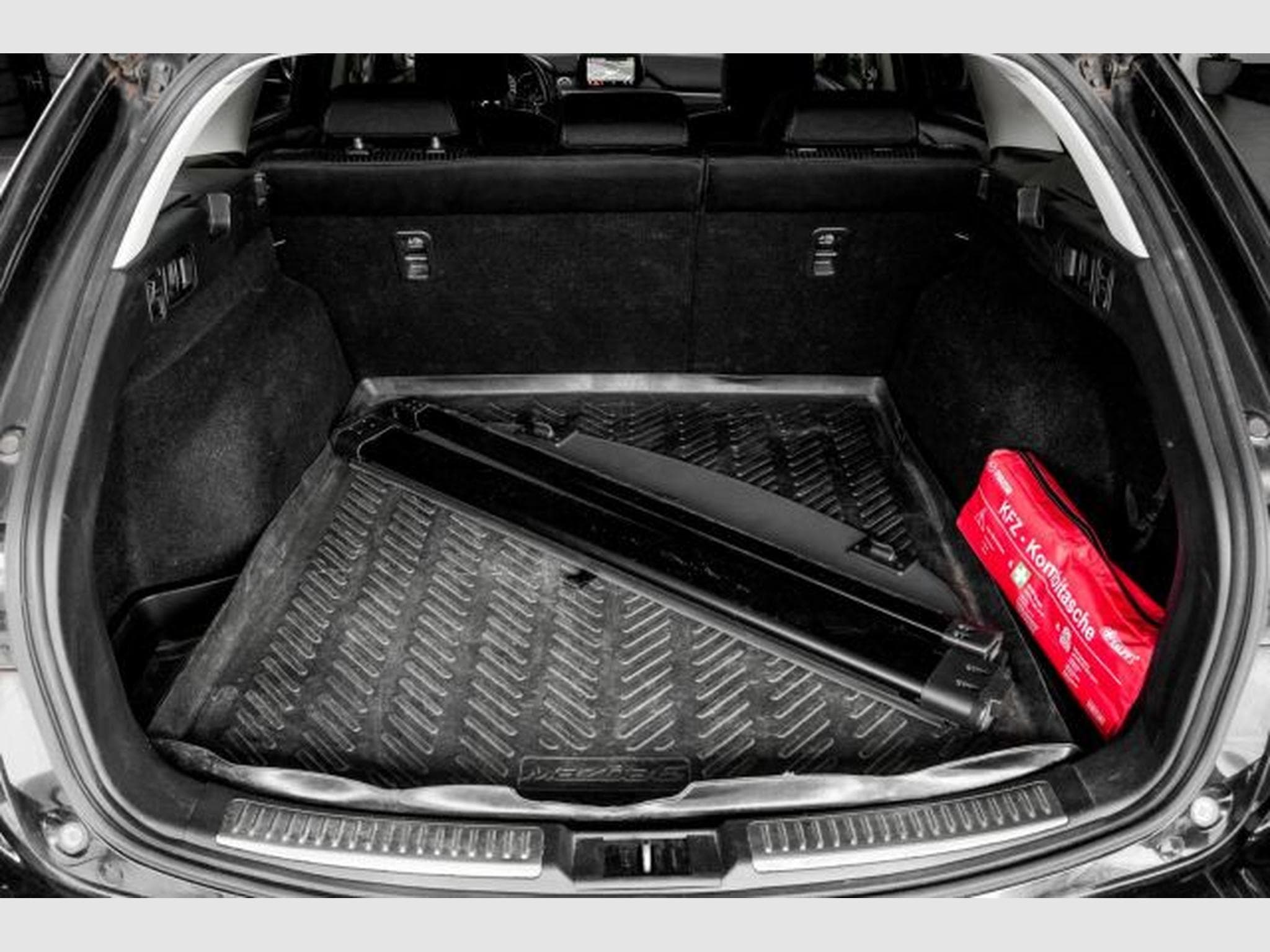 Mazda 6 6 2.0 SKYACTIVE-G 165 Kizoku BOSE RFK Matrix LED (2018) - Photo 9